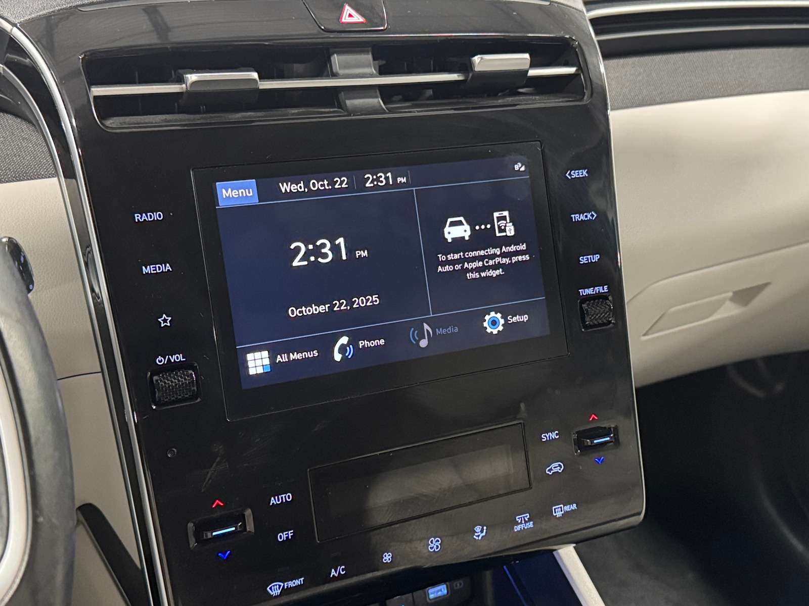 Thumbnail: 2023 Hyundai Tucson - 4