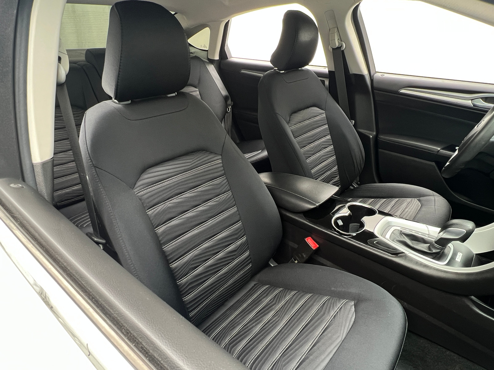 Thumbnail: 2016 Ford Fusion - 2