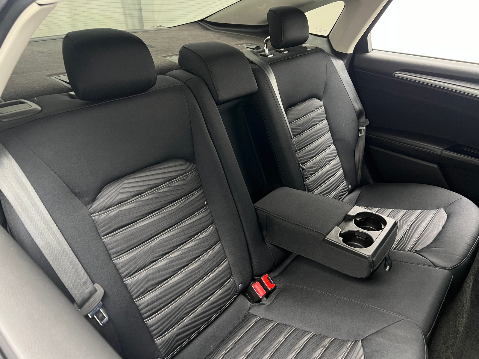 Thumbnail: 2016 Ford Fusion - 6