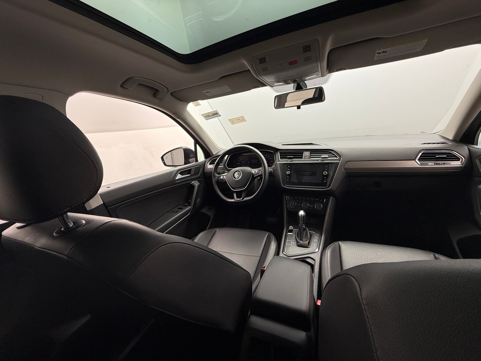 Thumbnail: 2019 Volkswagen Tiguan - 2