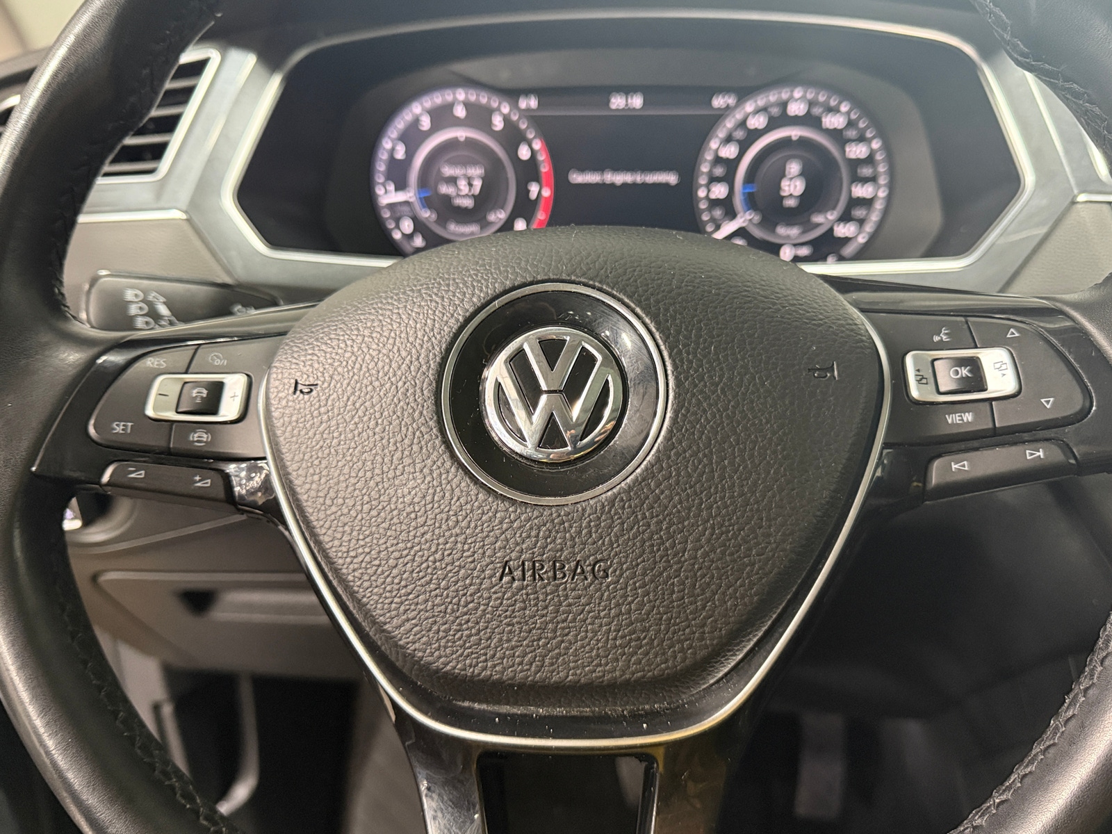 Thumbnail: 2019 Volkswagen Tiguan - 4