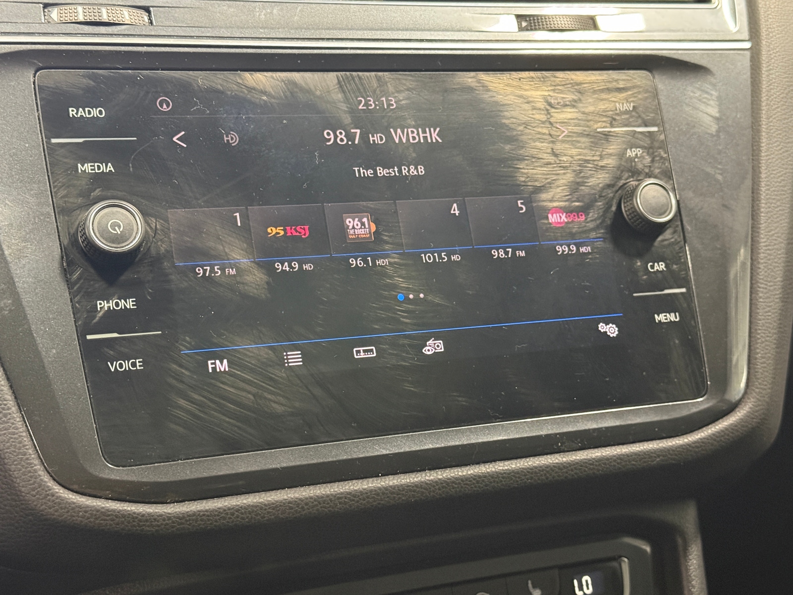 Thumbnail: 2019 Volkswagen Tiguan - 3