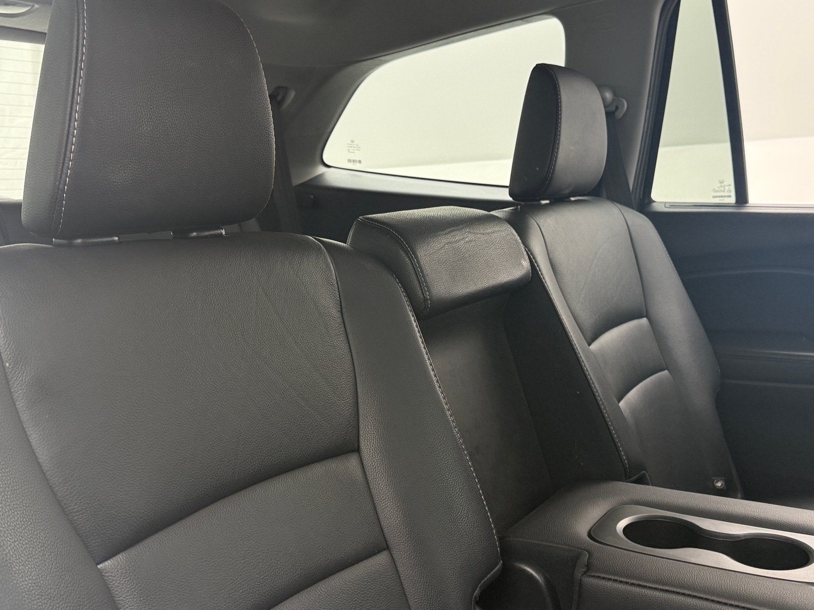 Thumbnail: 2019 Honda Pilot - 6