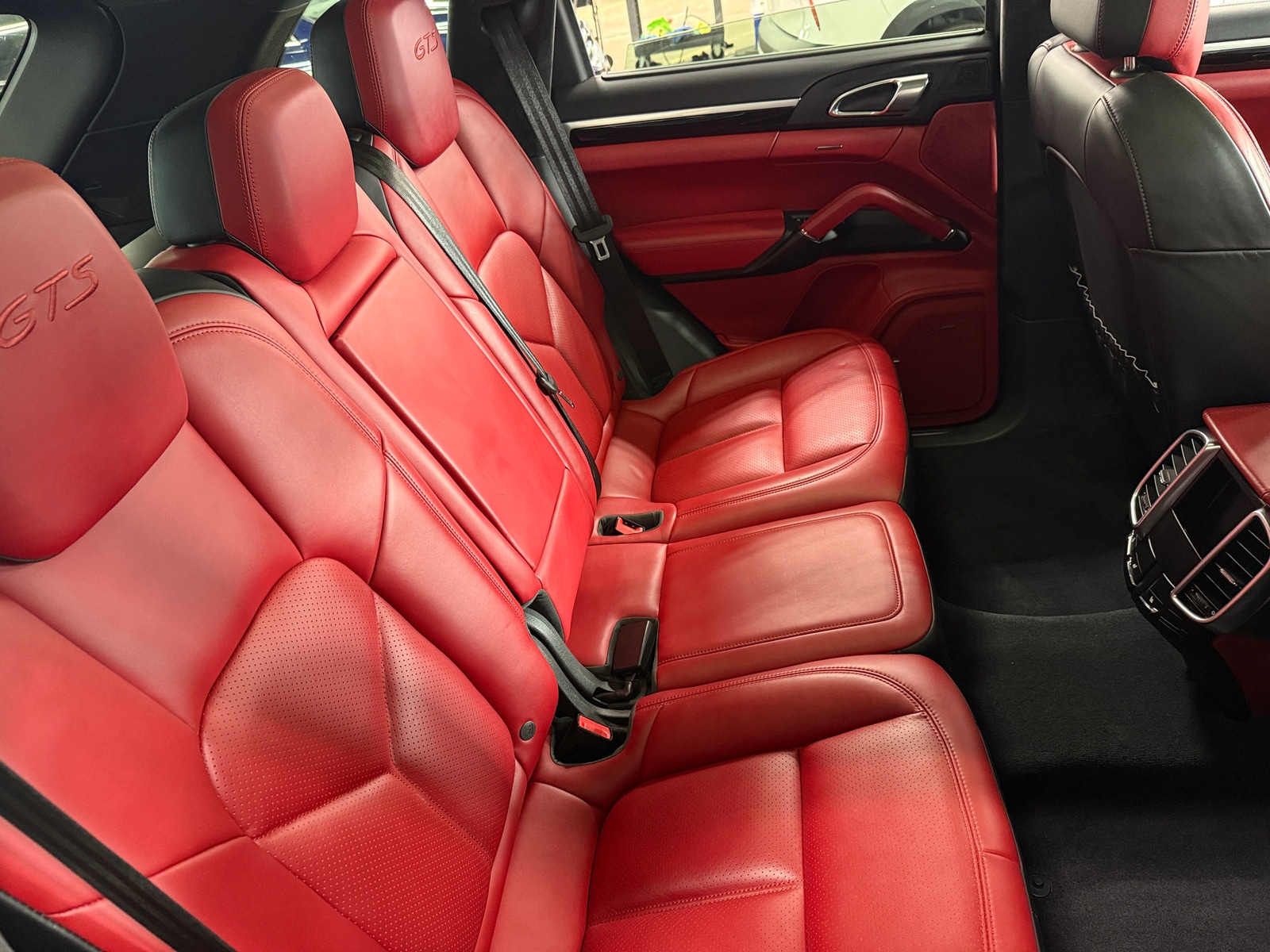 Thumbnail: 2018 Porsche Cayenne - 5