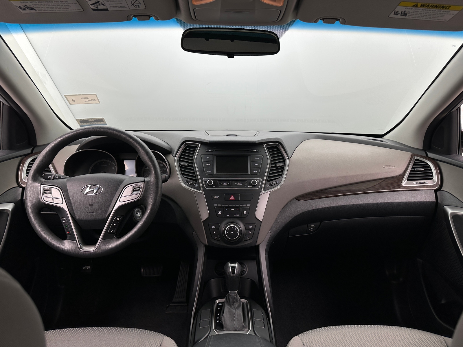 Thumbnail: 2017 Hyundai Santa Fe - 3