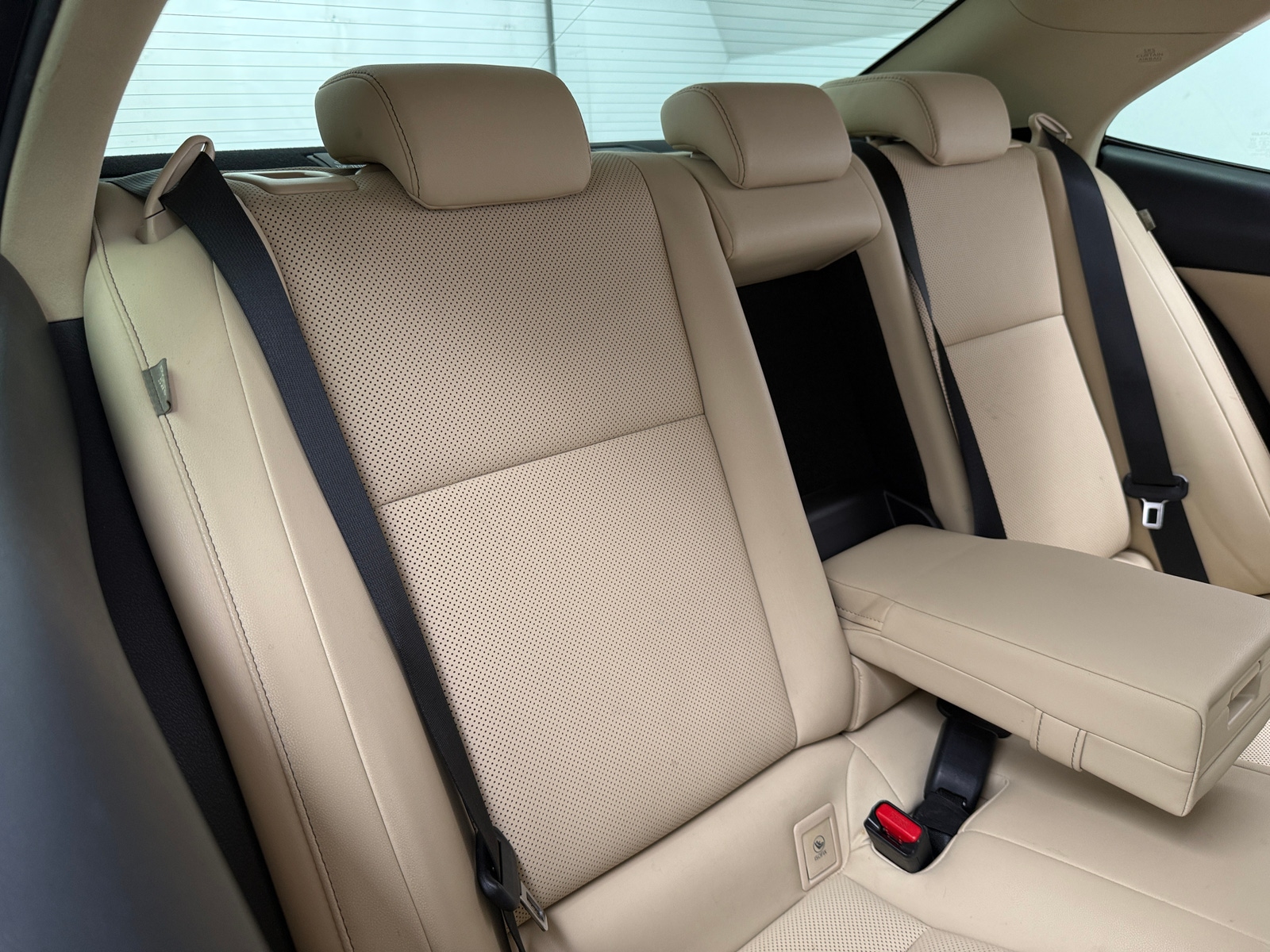 Thumbnail: 2016 Lexus IS - 5