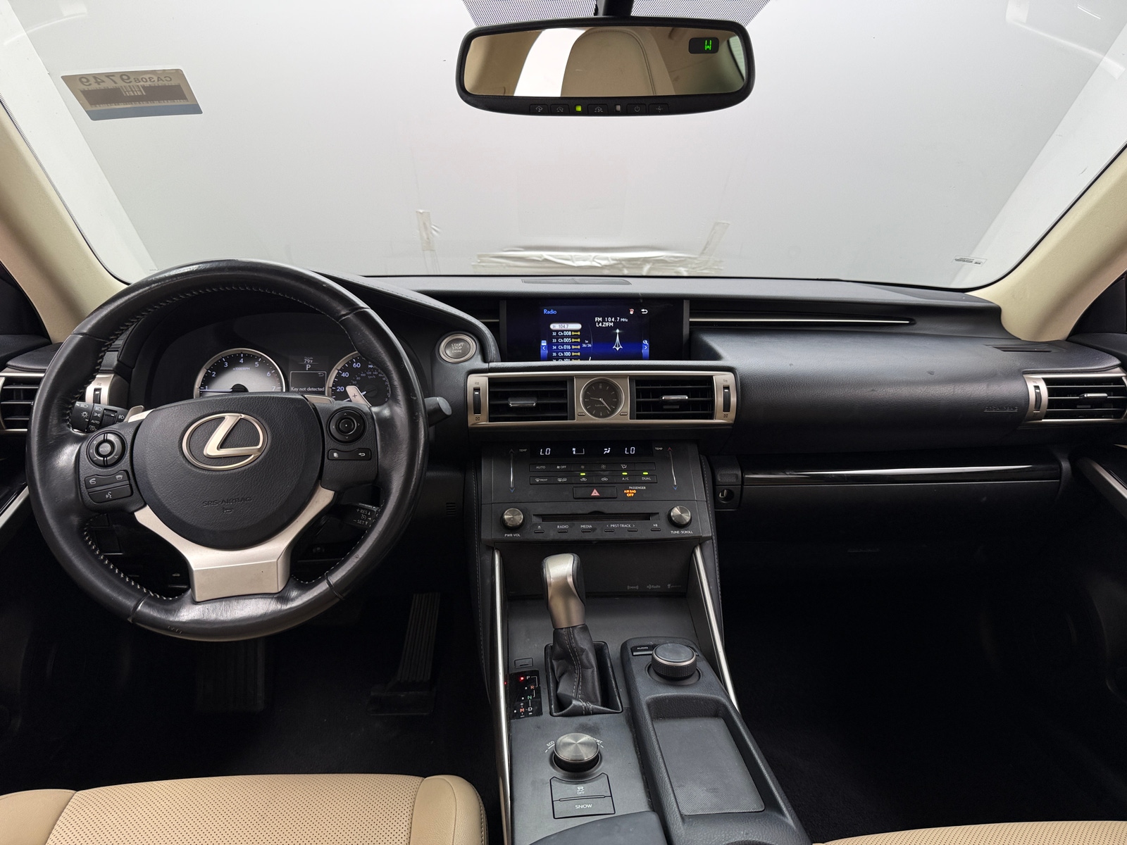 Thumbnail: 2016 Lexus IS - 2