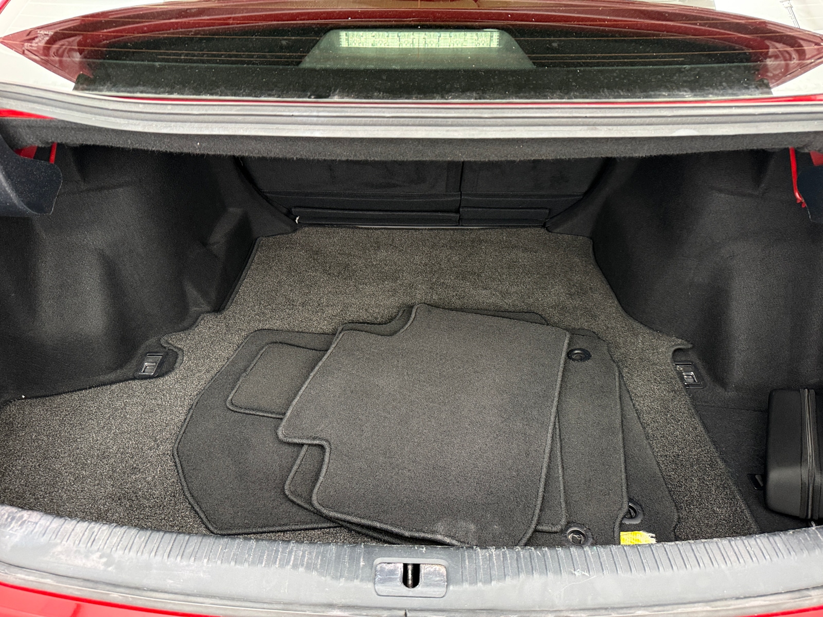 Thumbnail: 2016 Lexus IS - 6