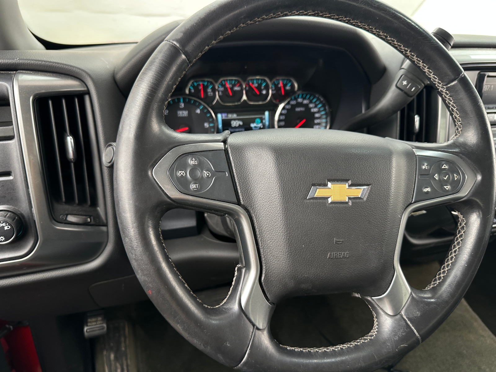 Thumbnail: 2015 Chevrolet Silverado 1500 - 5