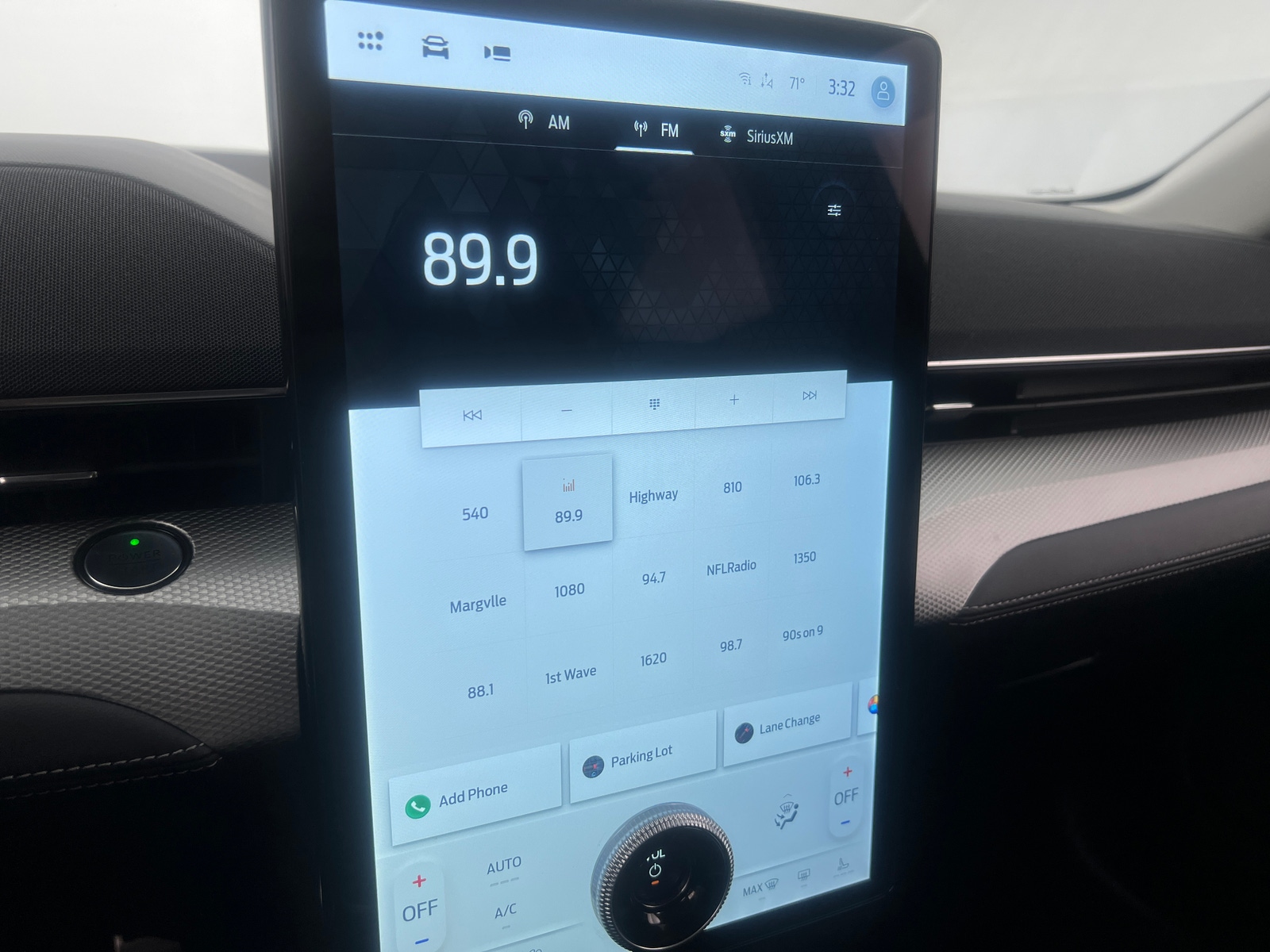 Thumbnail: 2022 Ford Mustang Mach-E - 3