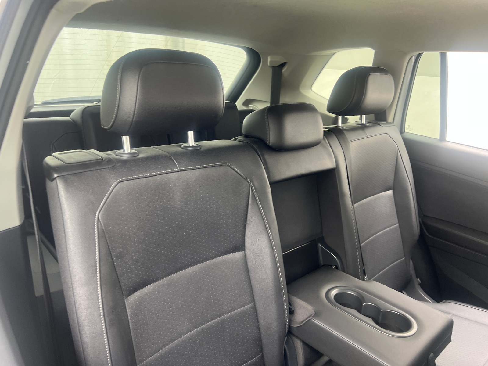 Thumbnail: 2018 Volkswagen Tiguan - 5