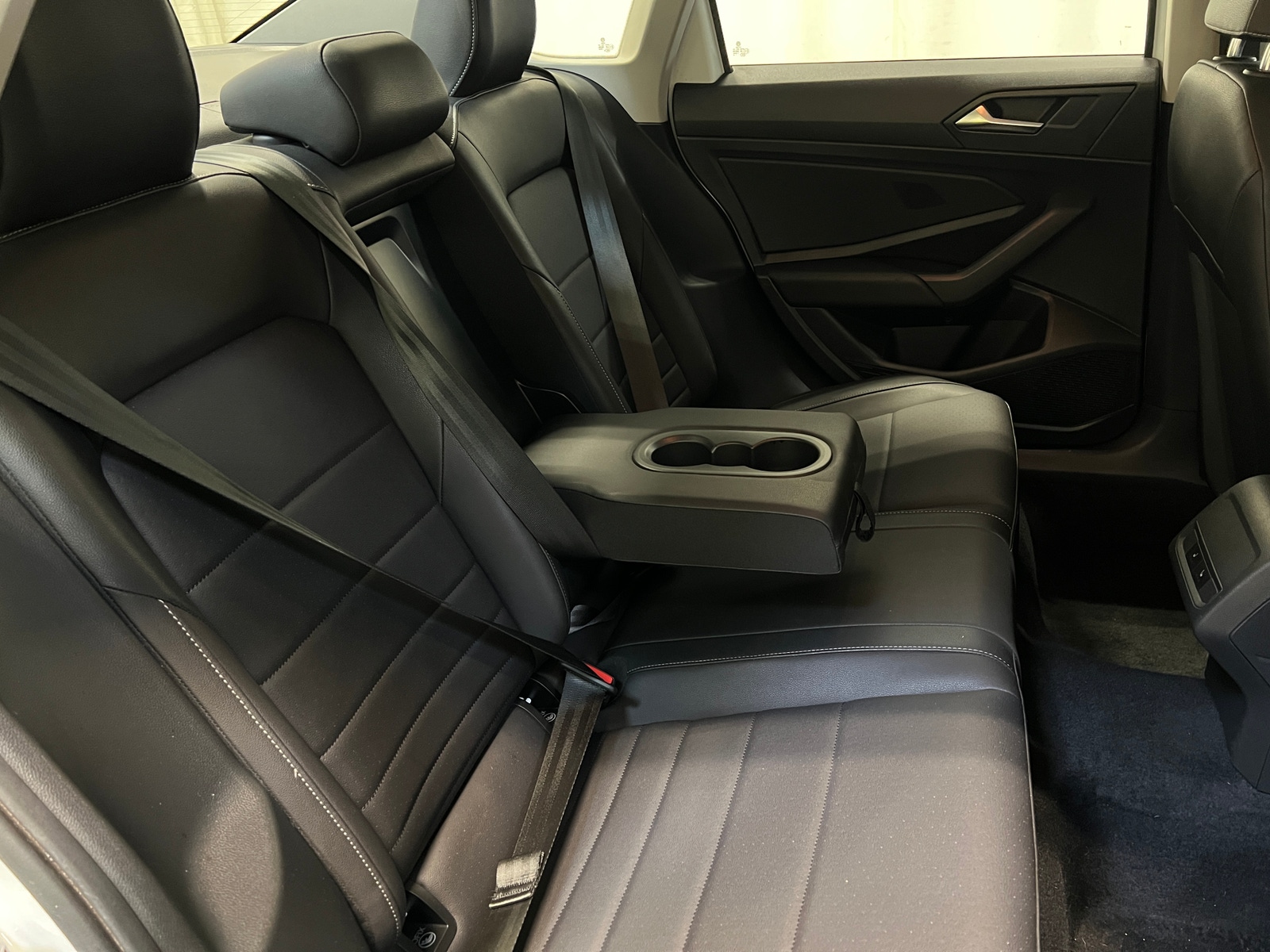 Thumbnail: 2021 Volkswagen Jetta - 6