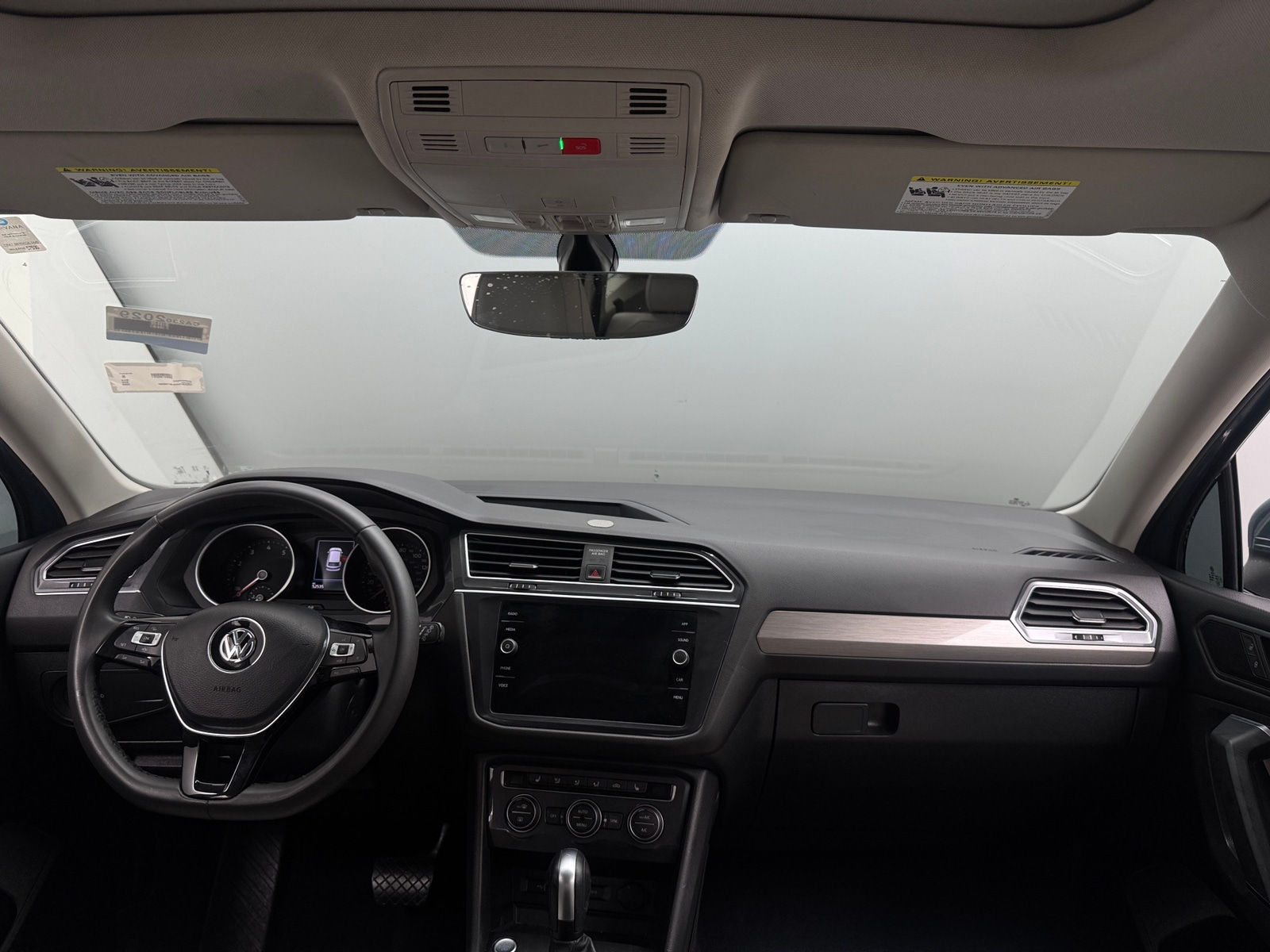 Thumbnail: 2020 Volkswagen Tiguan - 2
