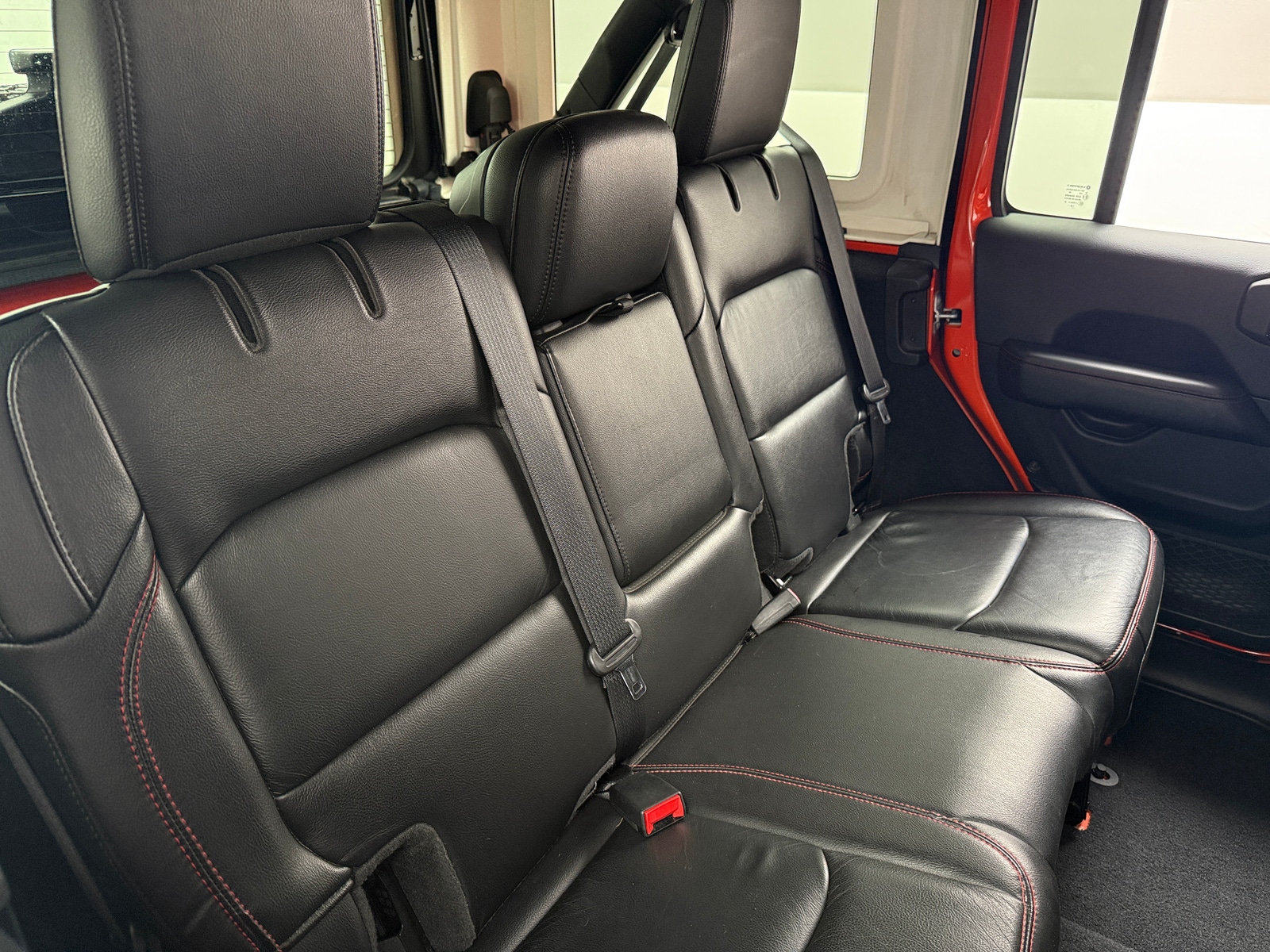 Thumbnail: 2019 Jeep Wrangler - 5