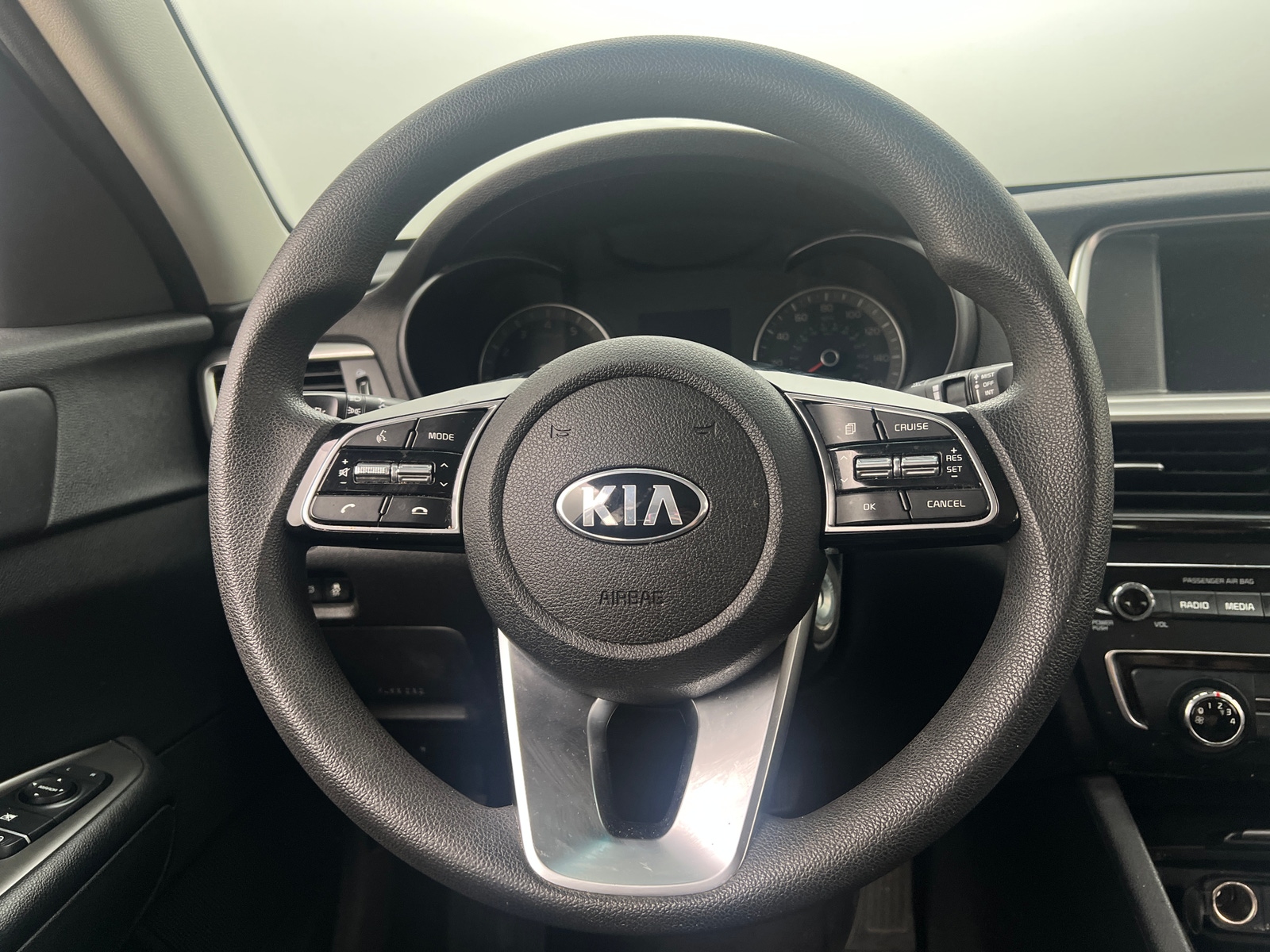 Thumbnail: 2019 Kia Optima - 5