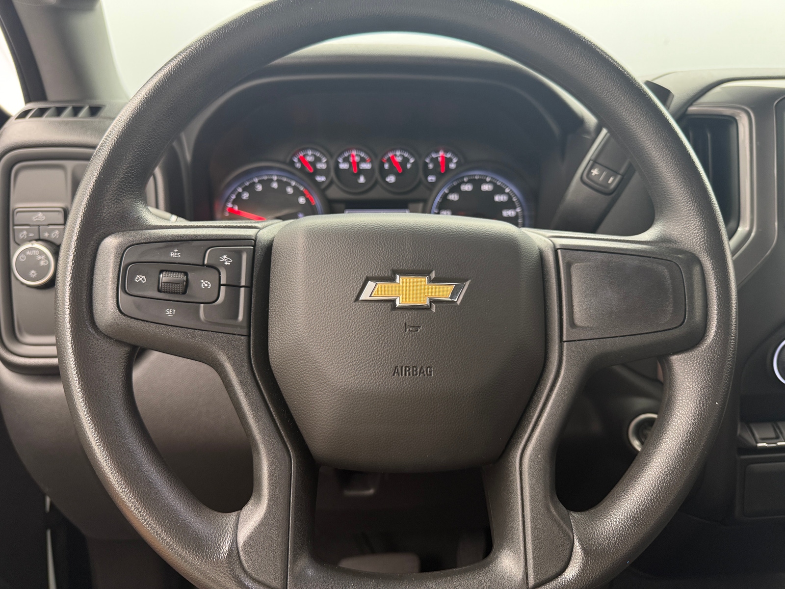 Thumbnail: 2023 Chevrolet Silverado 1500 - 5