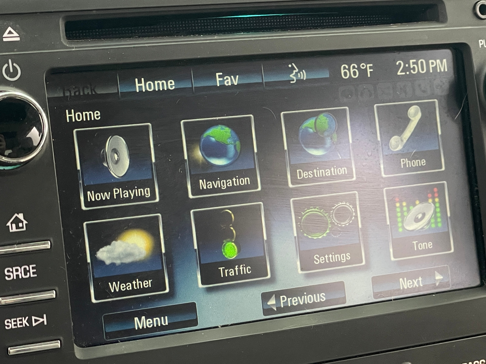Thumbnail: 2016 Chevrolet Traverse - 3