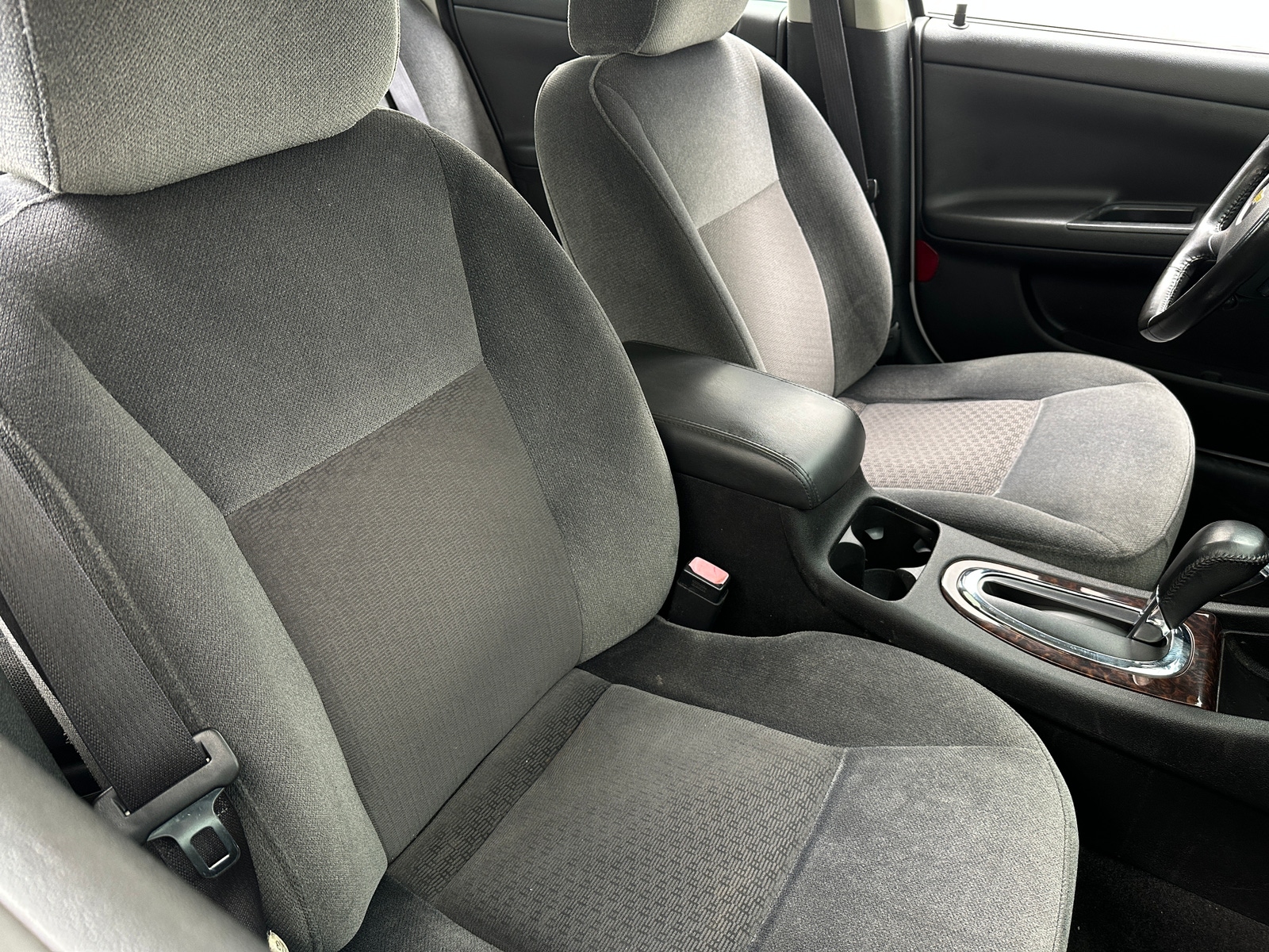 Thumbnail: 2014 Chevrolet Impala - 2