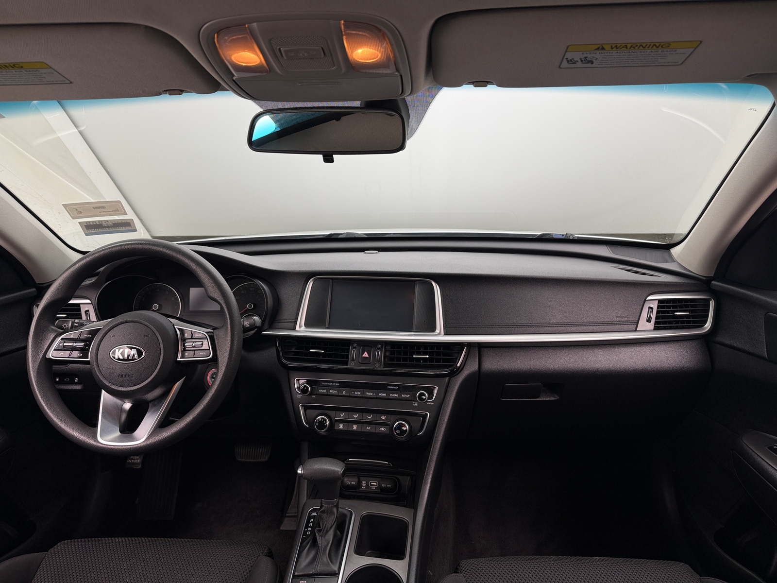 Thumbnail: 2020 Kia Optima - 3