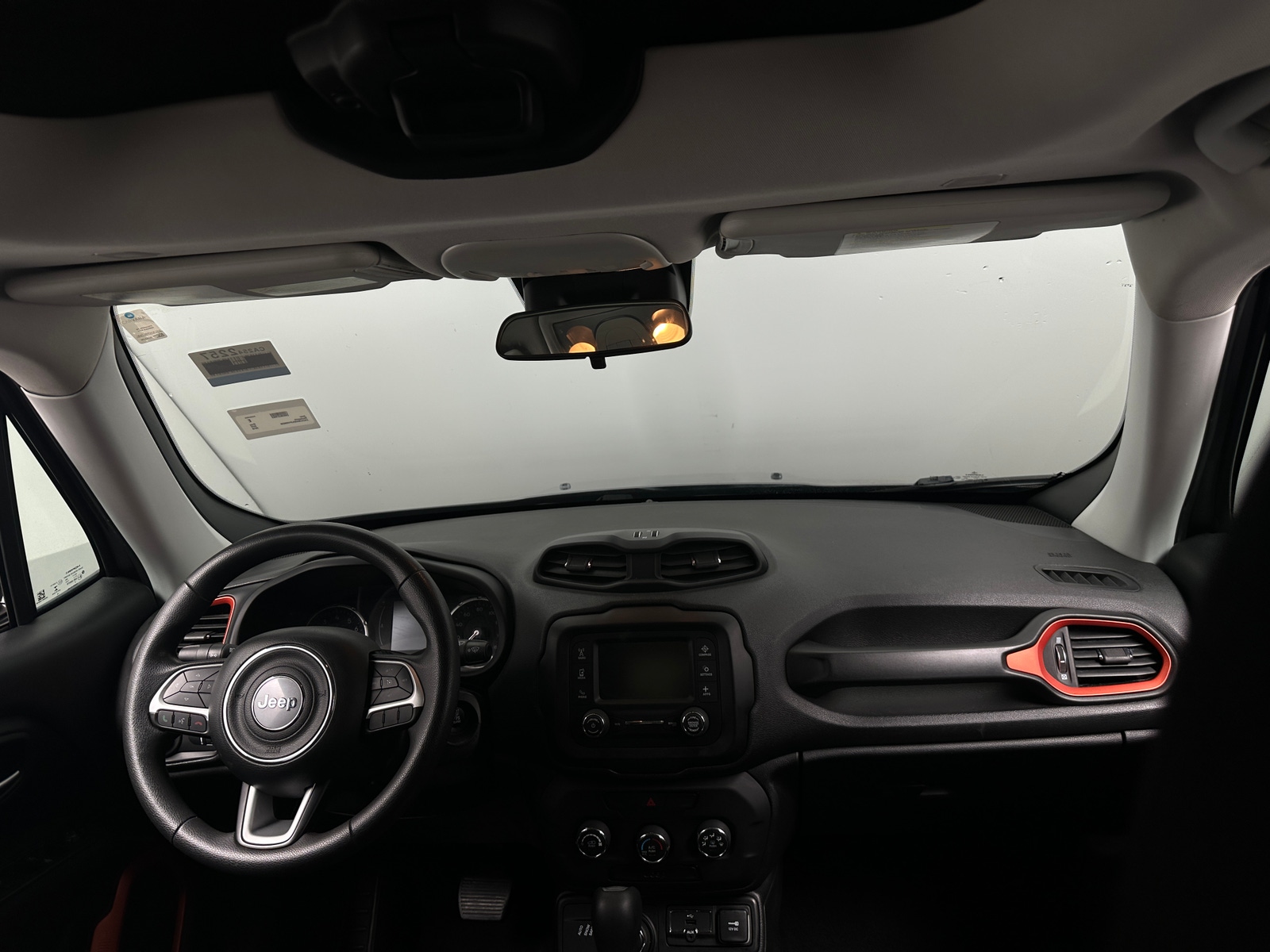 Thumbnail: 2018 Jeep Renegade - 3