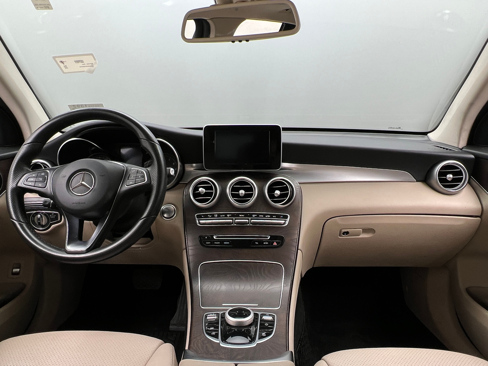 Thumbnail: 2018 Mercedes-Benz GLC - 2