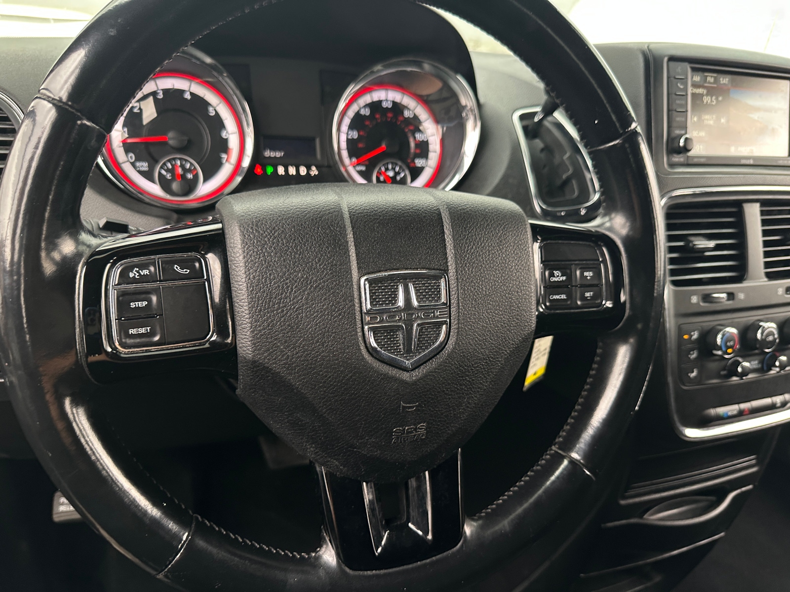 Thumbnail: 2019 Dodge Grand Caravan - 5