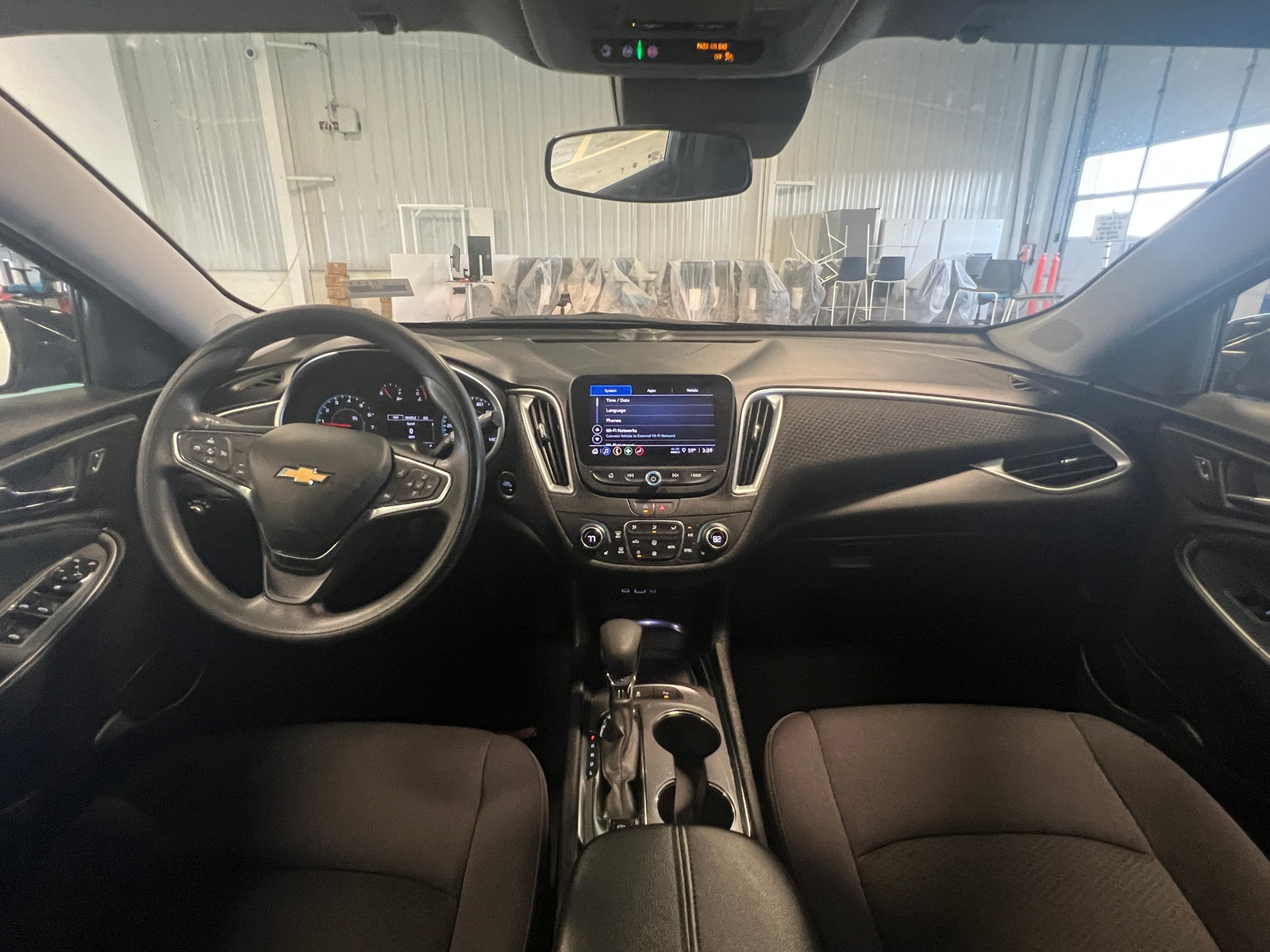 Thumbnail: 2024 Chevrolet Malibu - 3