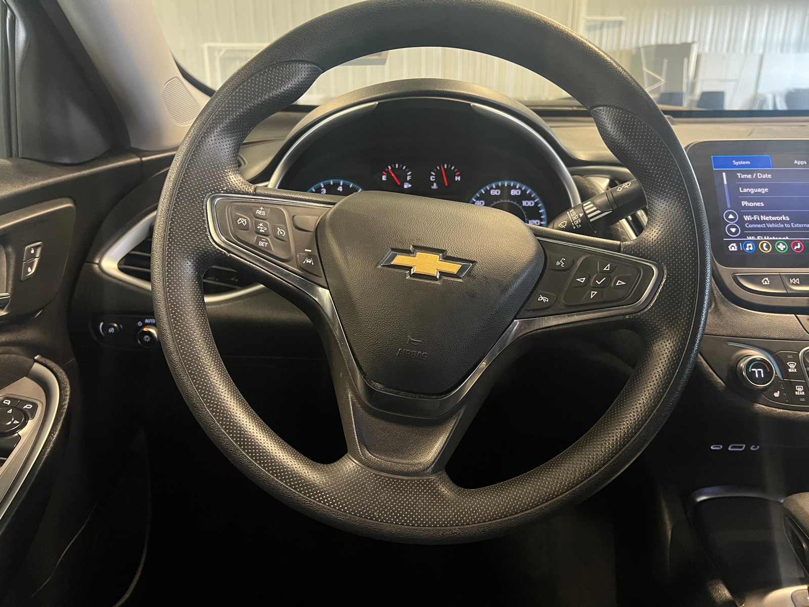 Thumbnail: 2024 Chevrolet Malibu - 5