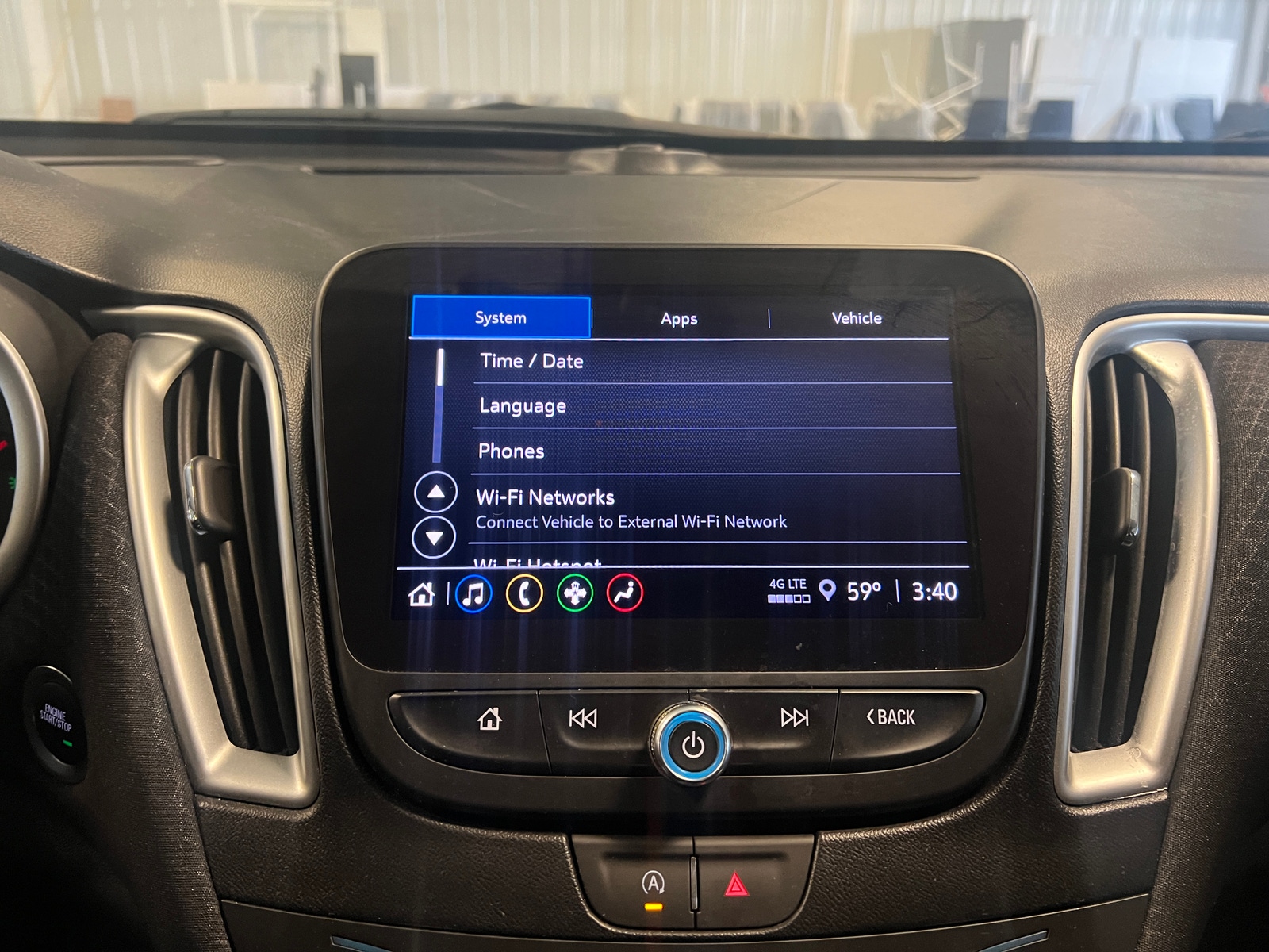 Thumbnail: 2024 Chevrolet Malibu - 4