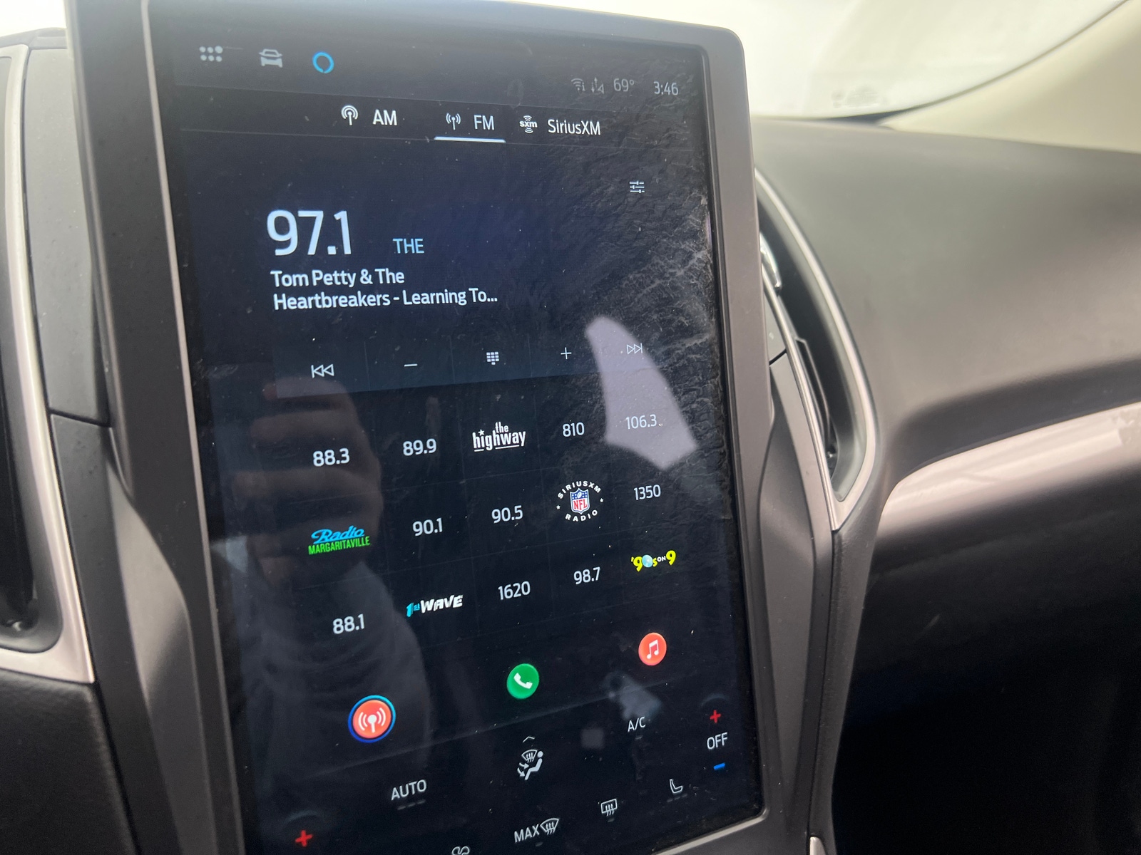 Thumbnail: 2024 Ford Edge - 3