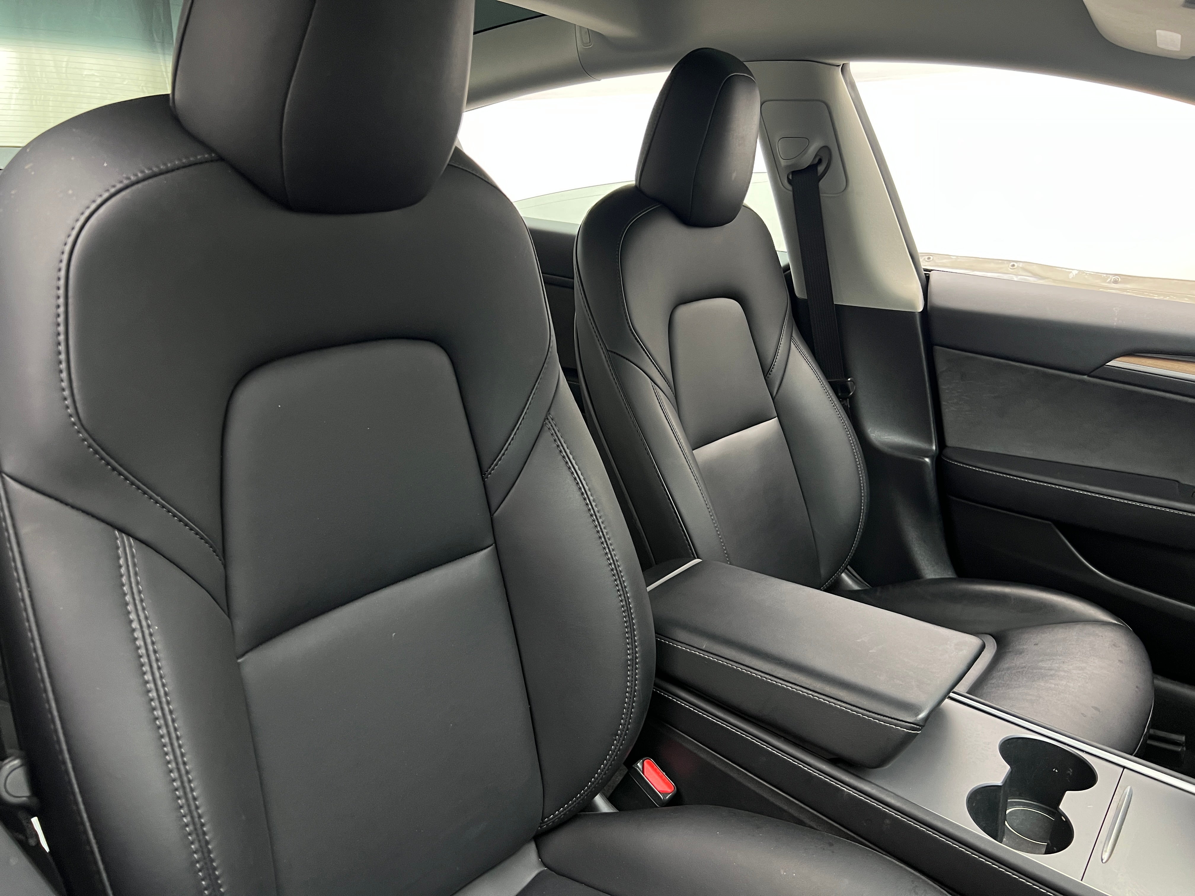 Used 2022 Tesla Model 3 Base with VIN 5YJ3E1EA5NF340923 for sale in Oak Creek, WI