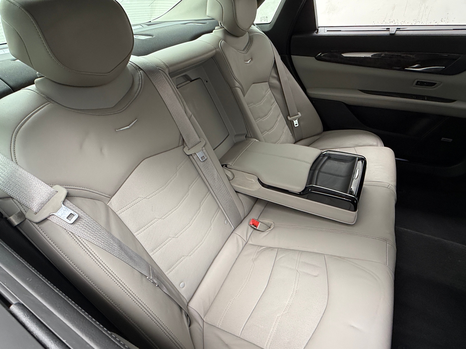 Thumbnail: 2017 Cadillac CT6 - 5