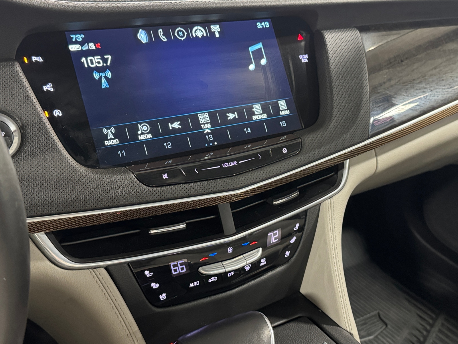 Thumbnail: 2017 Cadillac CT6 - 3