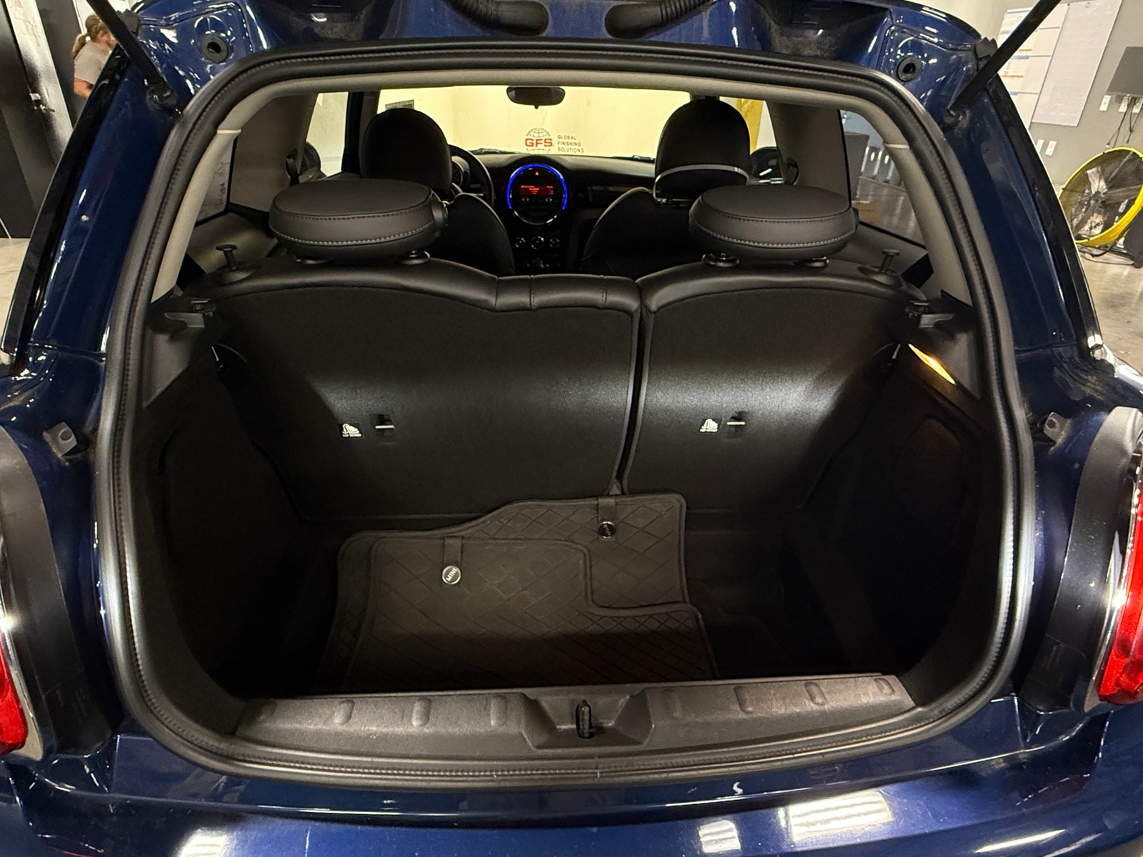 Thumbnail: 2016 MINI Cooper Hardtop - 6