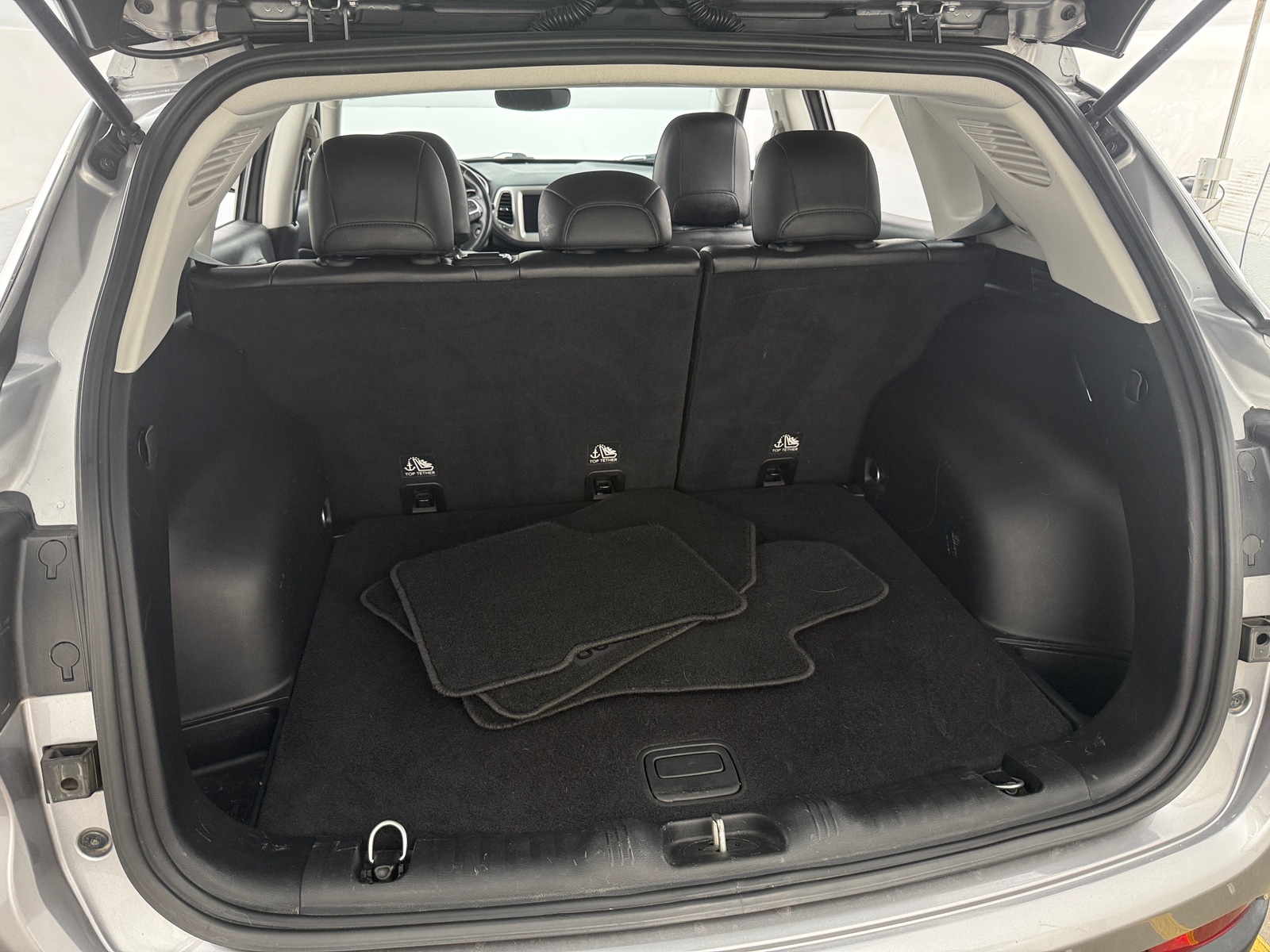 Thumbnail: 2018 Jeep Compass - 7