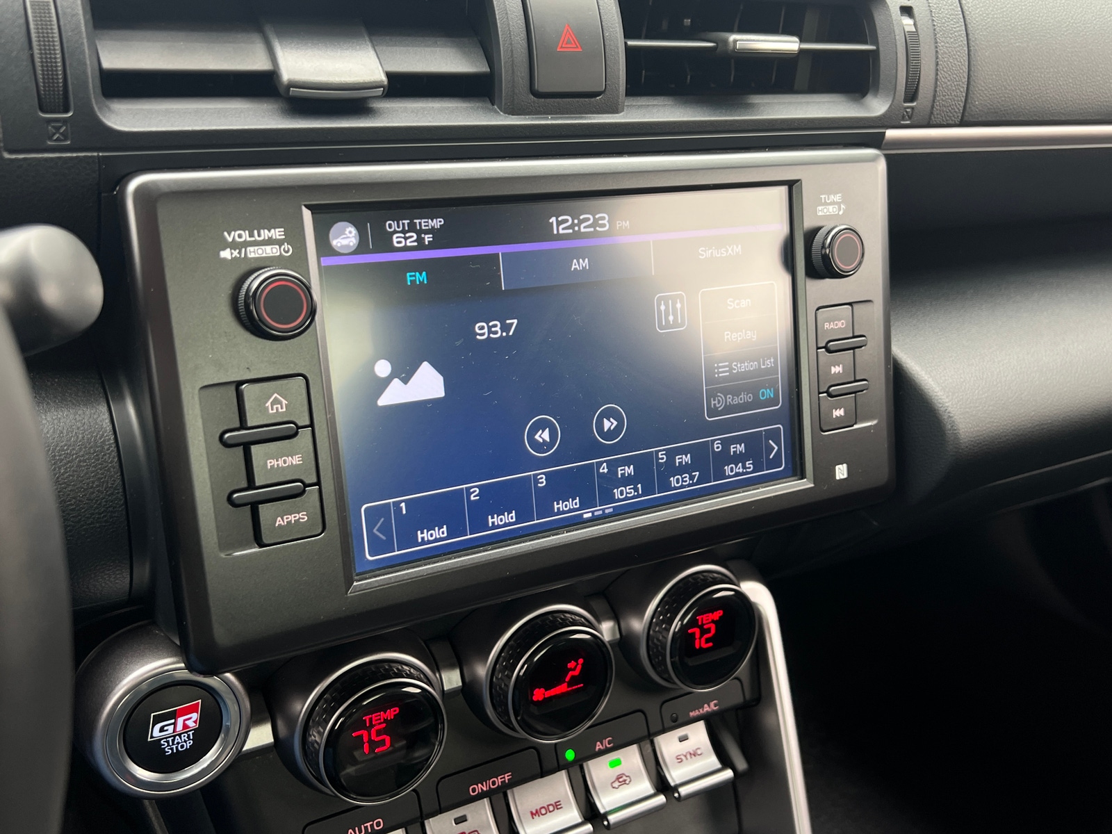 Thumbnail: 2022 Toyota GR86 - 3