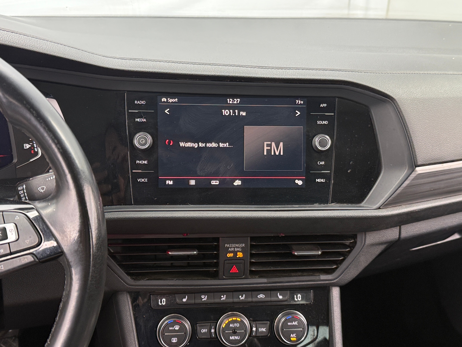 Thumbnail: 2019 Volkswagen Jetta - 3