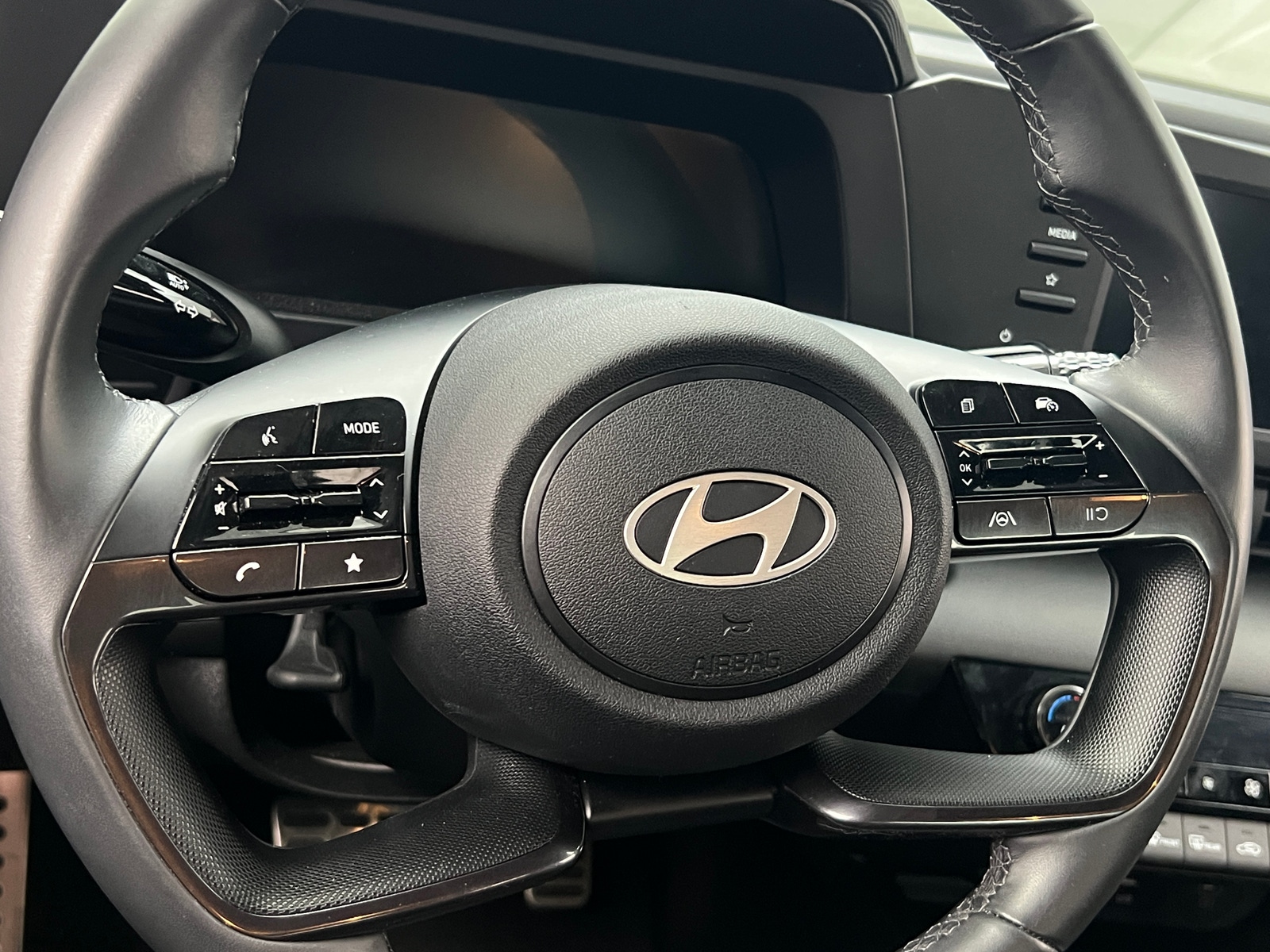 Thumbnail: 2025 Hyundai Elantra - 5