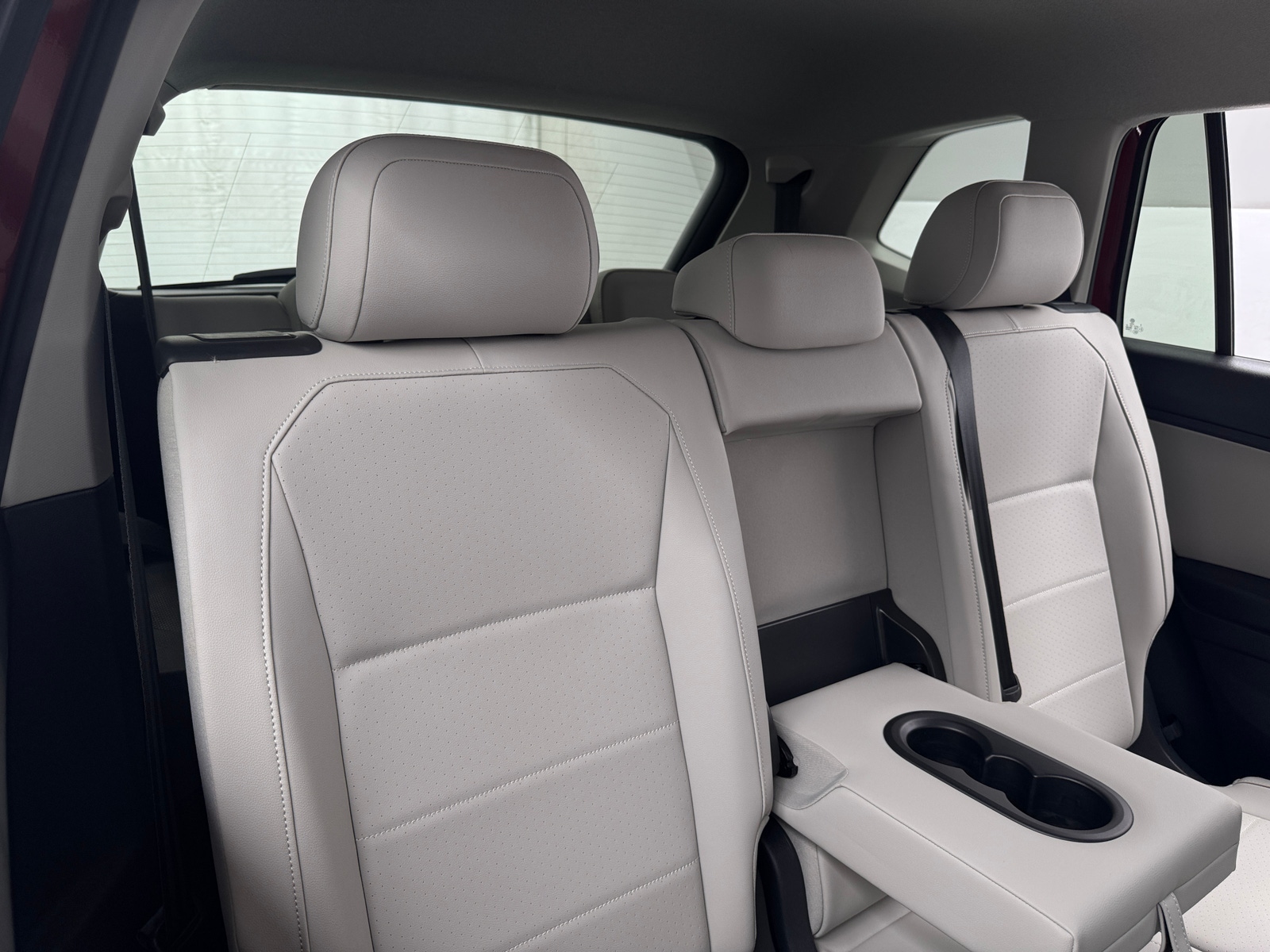 Thumbnail: 2018 Volkswagen Tiguan - 5