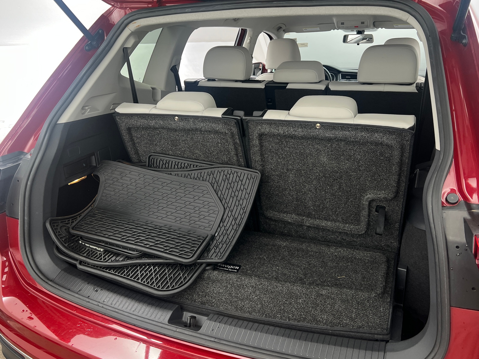 Thumbnail: 2018 Volkswagen Tiguan - 6
