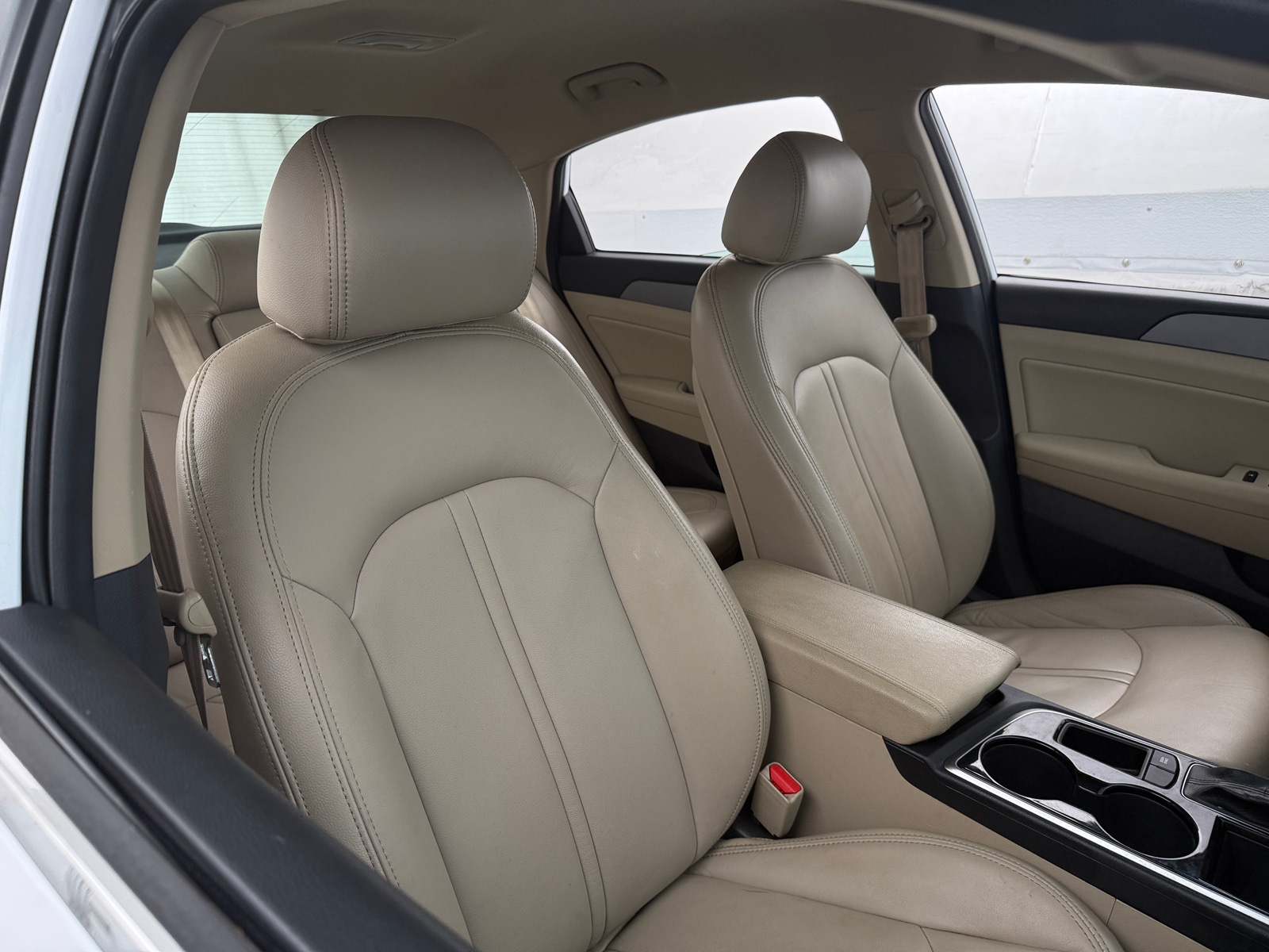Thumbnail: 2019 Hyundai Sonata - 2