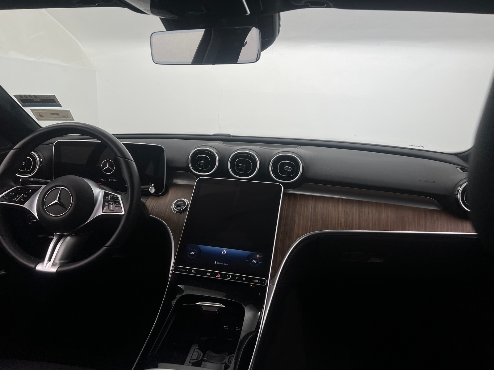 Thumbnail: 2025 Mercedes-Benz C-Class - 2