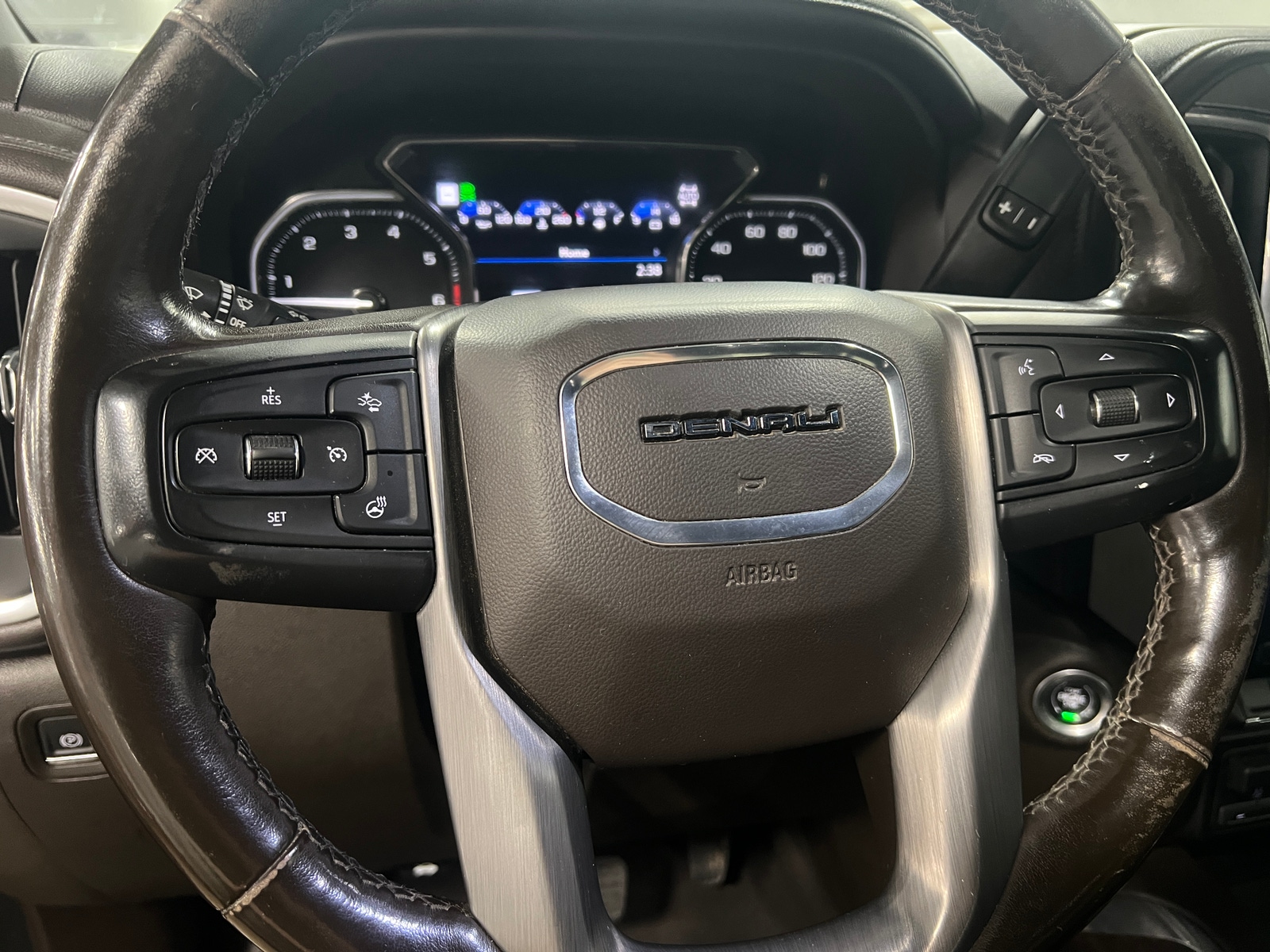 Thumbnail: 2022 GMC Sierra 2500 - 4