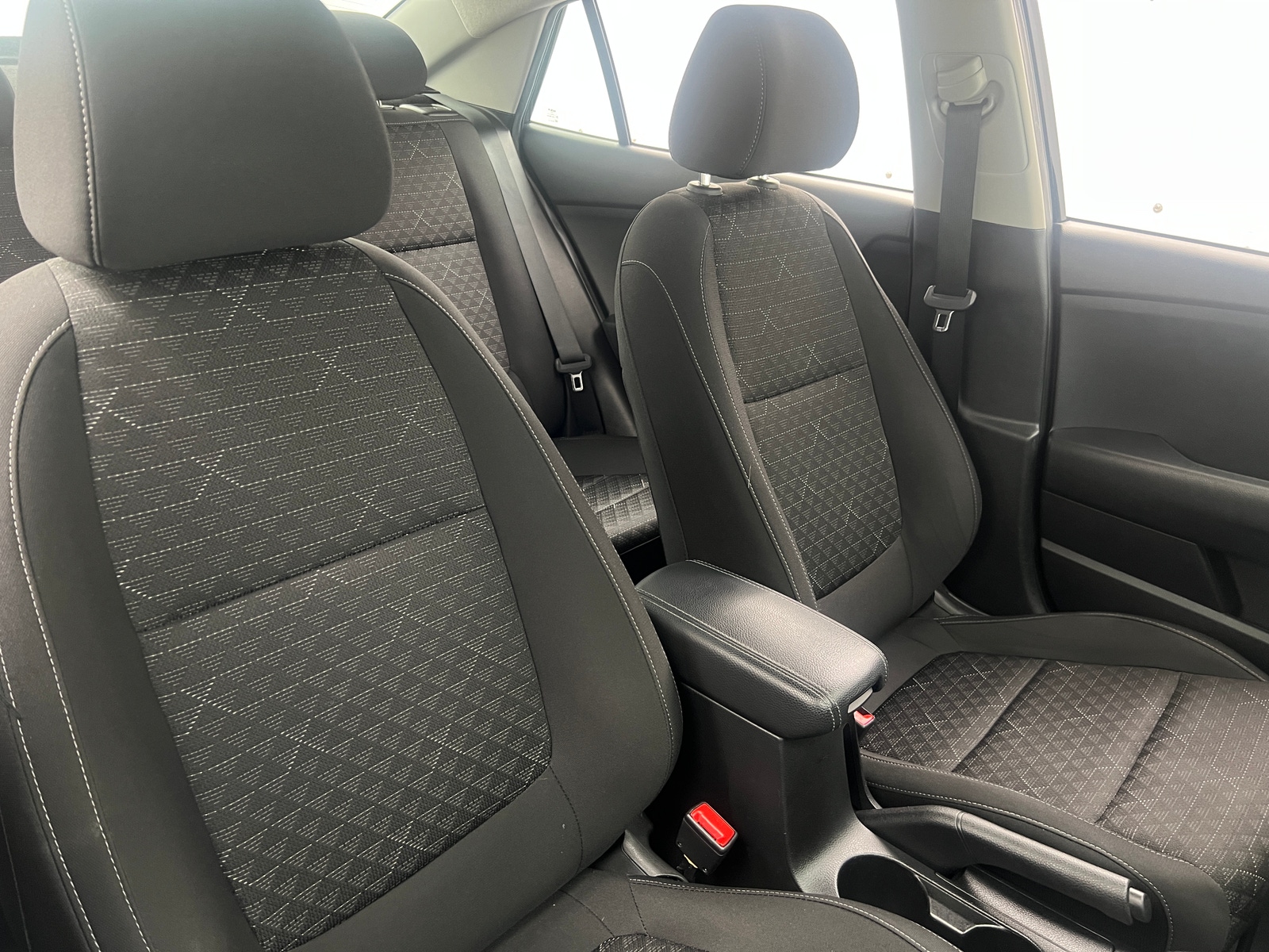 Thumbnail: 2023 Kia Rio - 2