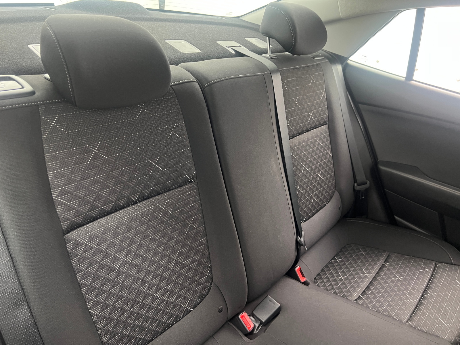 Thumbnail: 2023 Kia Rio - 6