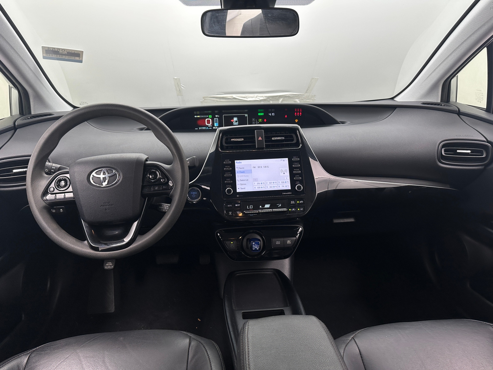 Thumbnail: 2022 Toyota Prius - 2