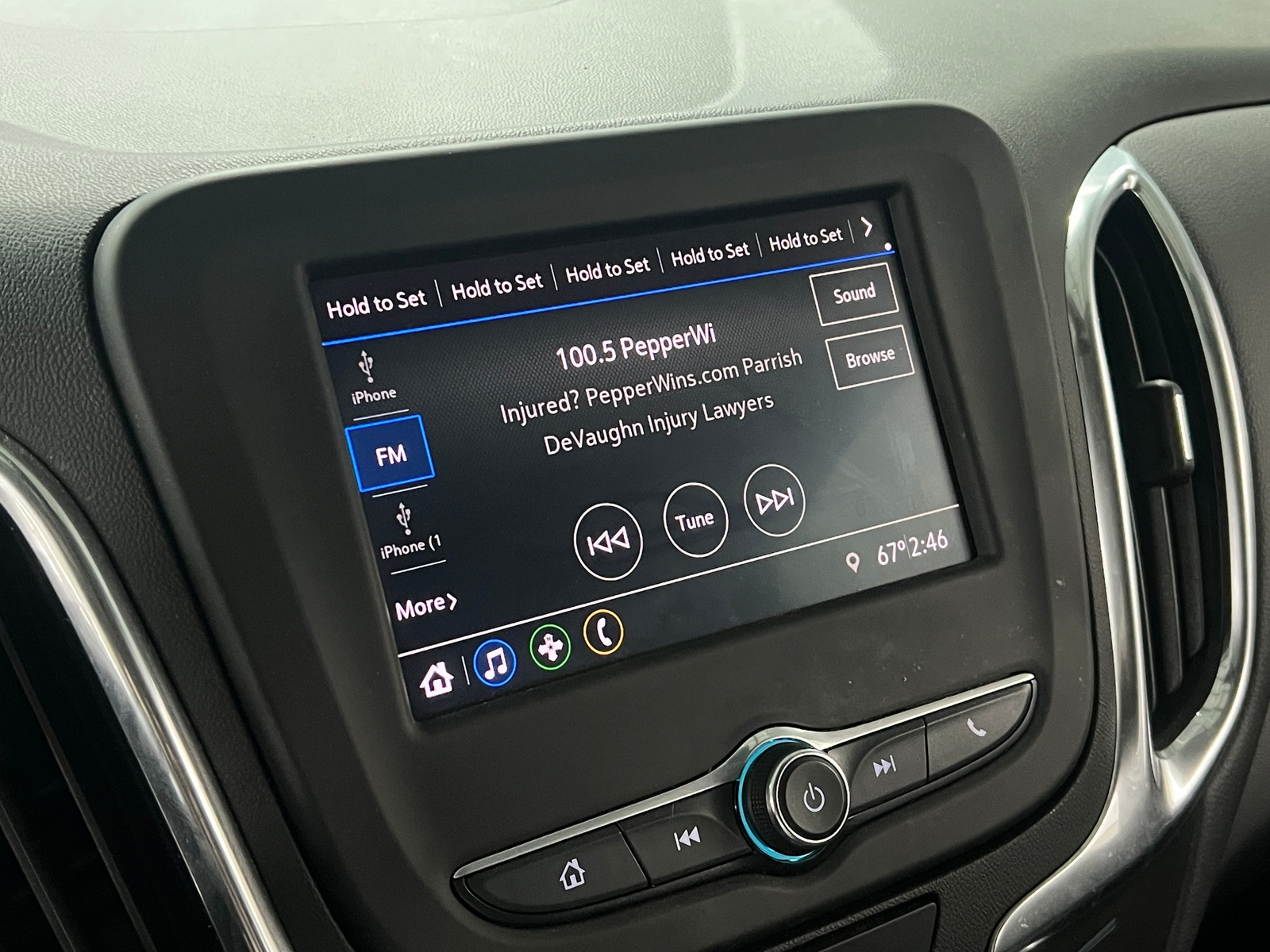 Thumbnail: 2021 Chevrolet Equinox - 4