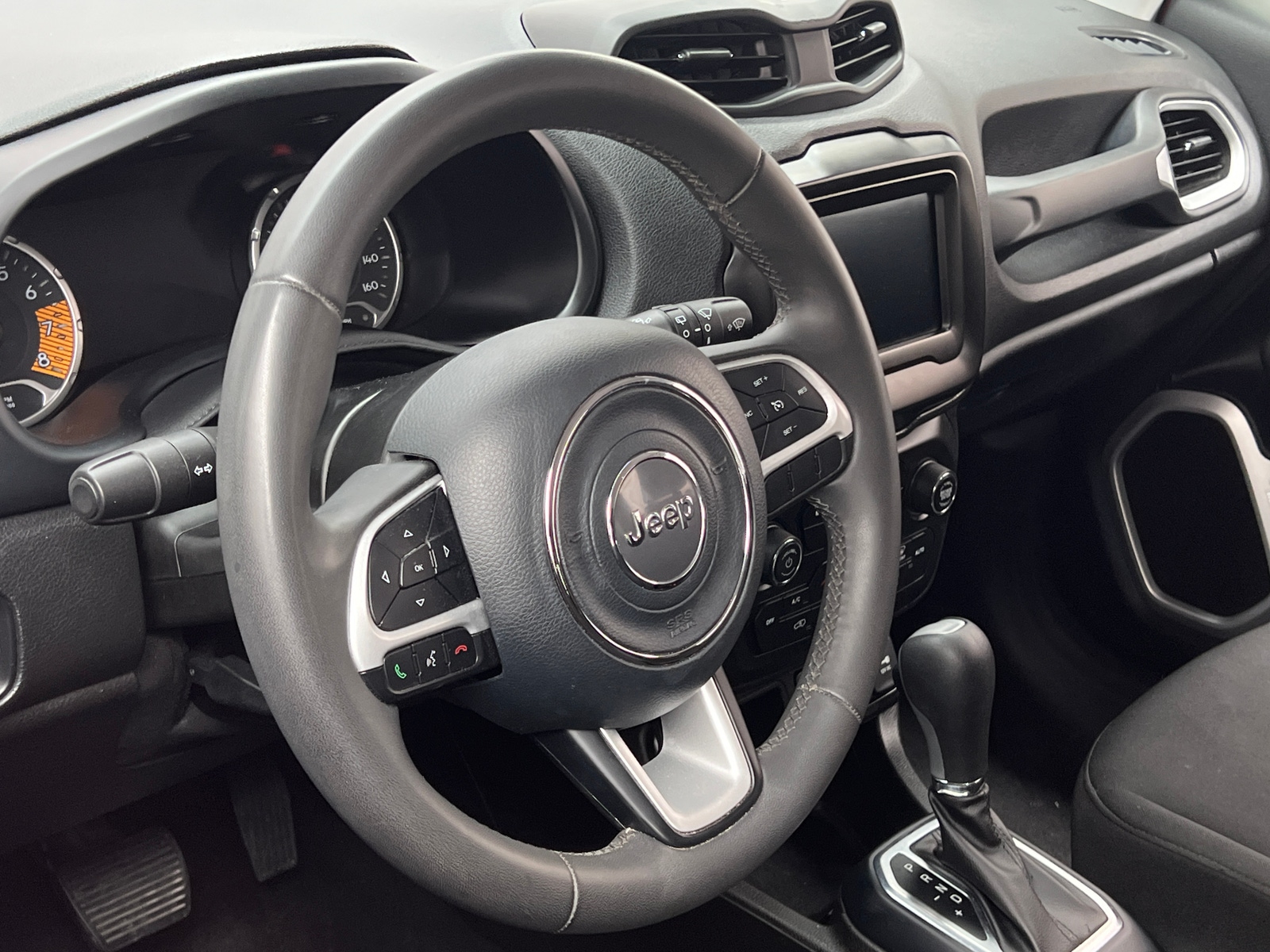 Thumbnail: 2021 Jeep Renegade - 5