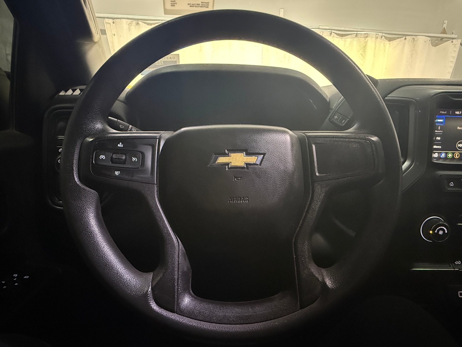 Thumbnail: 2020 Chevrolet Silverado 1500 - 5