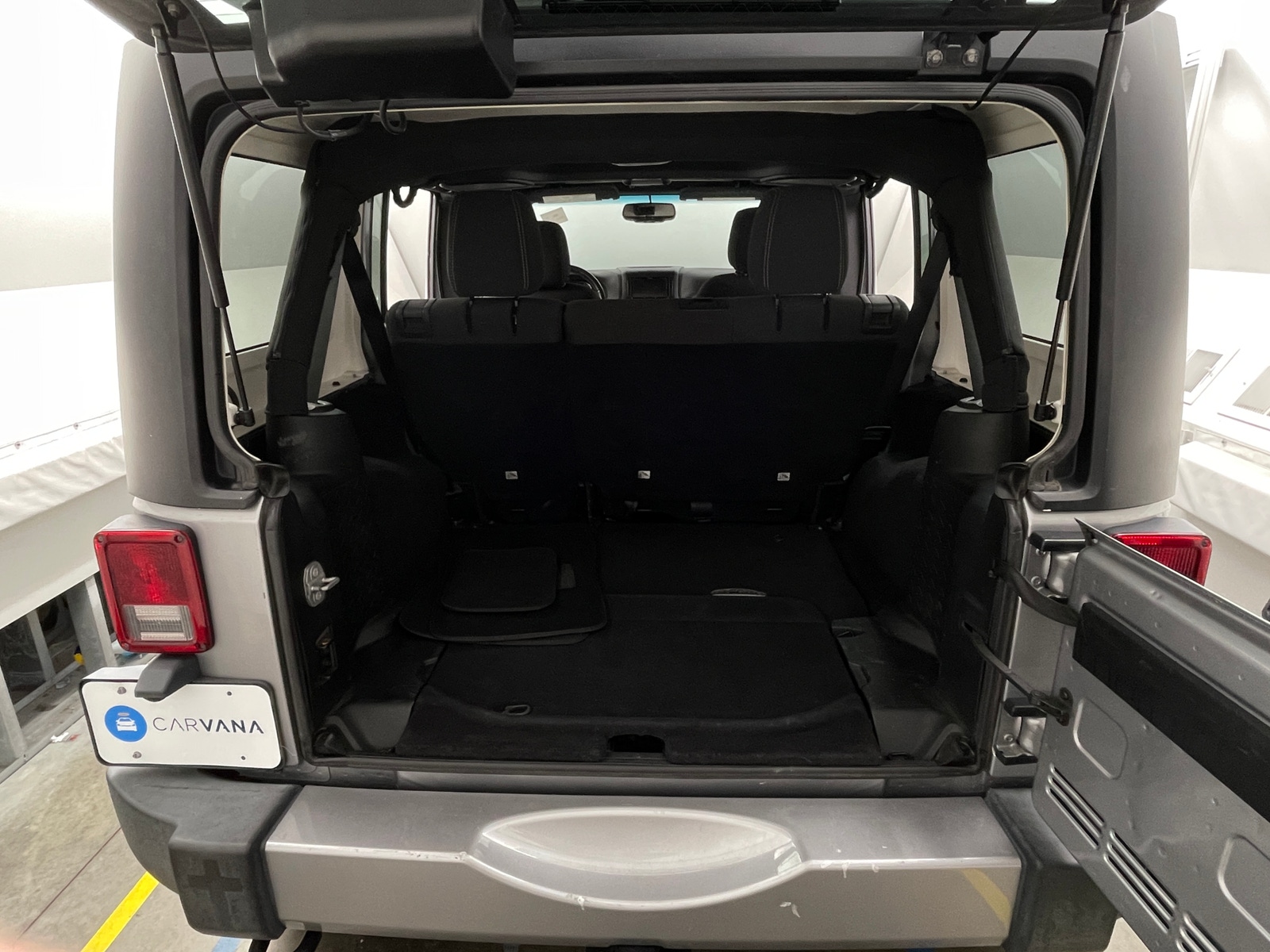 Thumbnail: 2017 Jeep Wrangler - 7